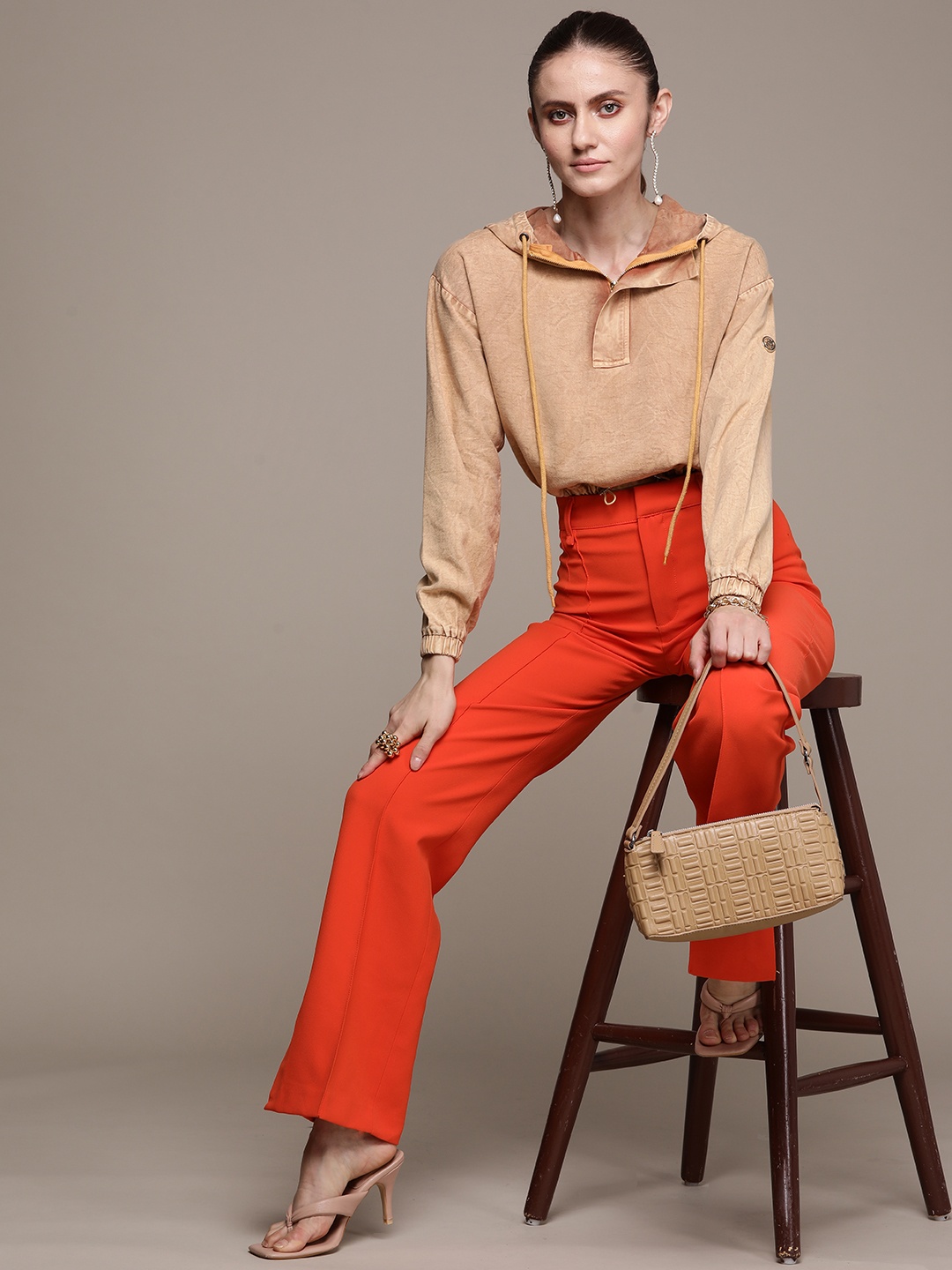 

Label Ritu Kumar Brown Solid Hooded Top