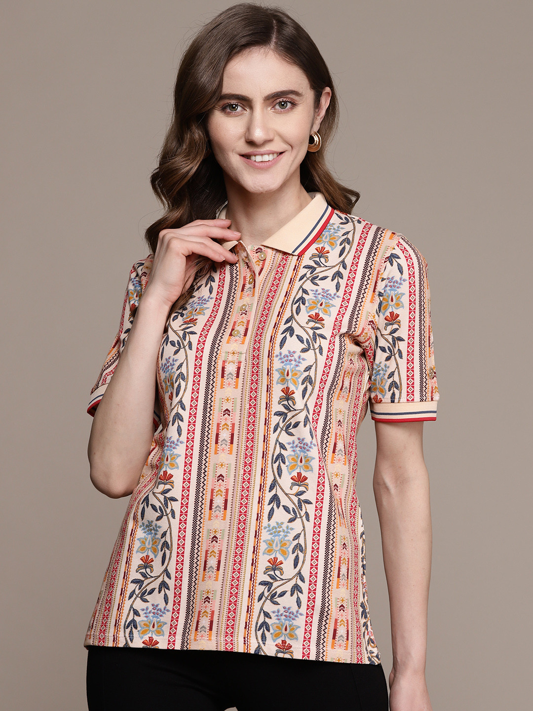 

Label Ritu Kumar Women Off White Floral Printed Polo Collar T-shirt