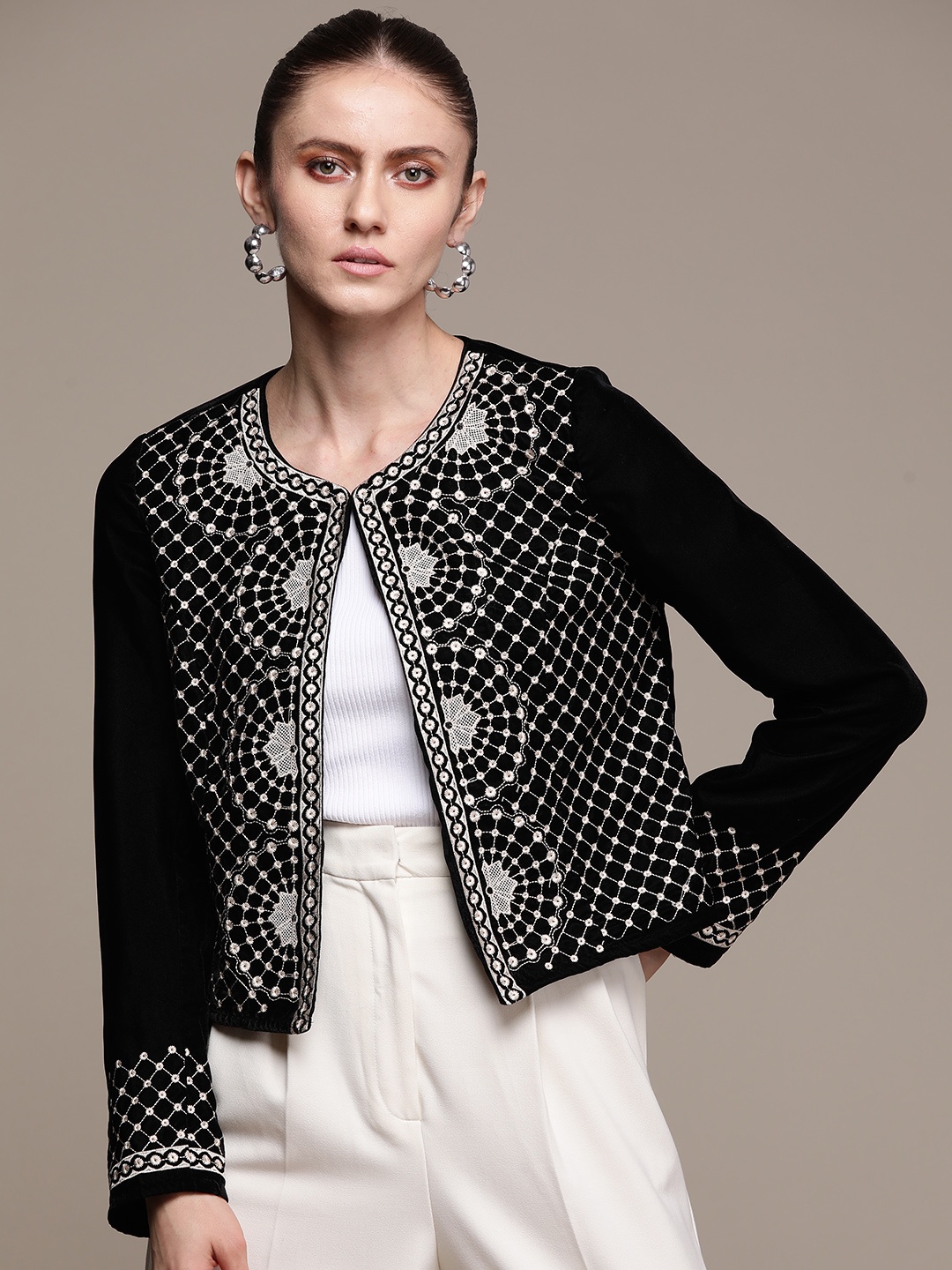 

Label Ritu Kumar Women Black & White Printed Tailored Jacket