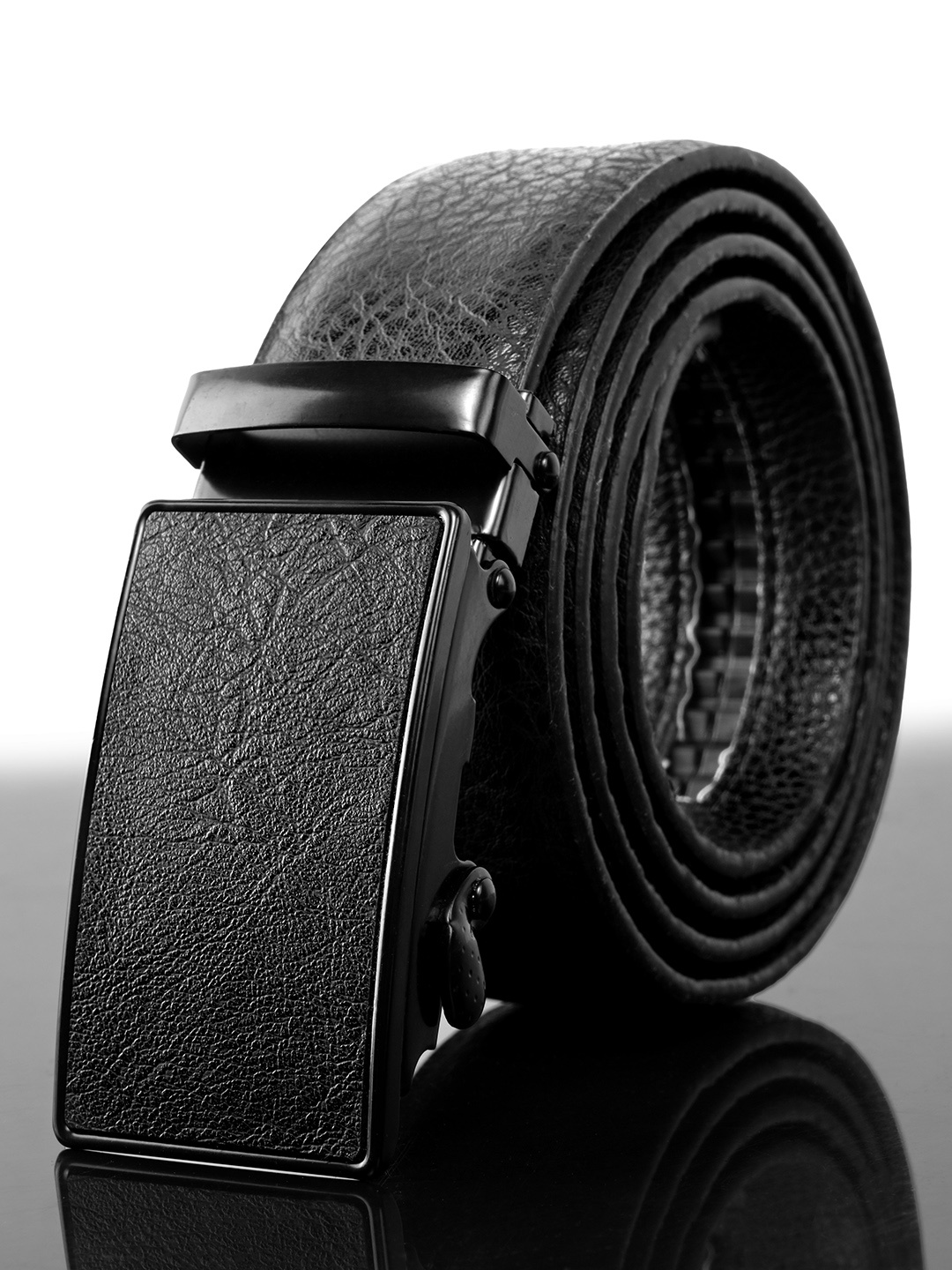 

BuckleUp Men Black Textured Belt