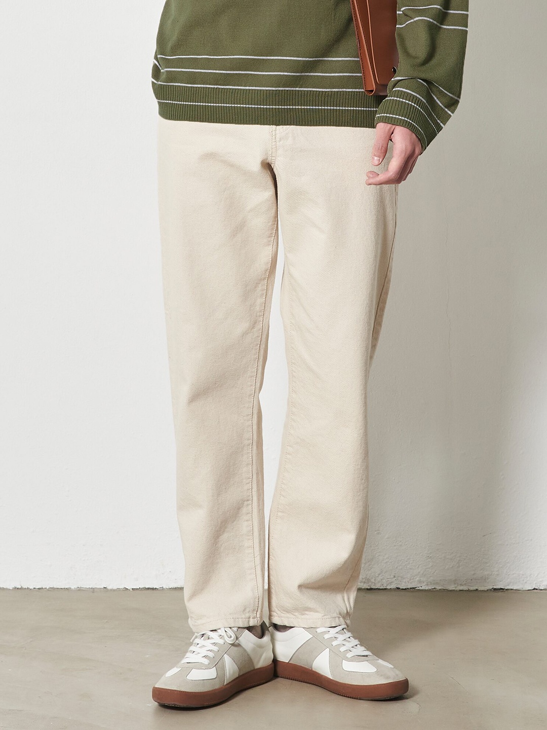 

8seconds Men Off White Solid Tapered Fit Jeans