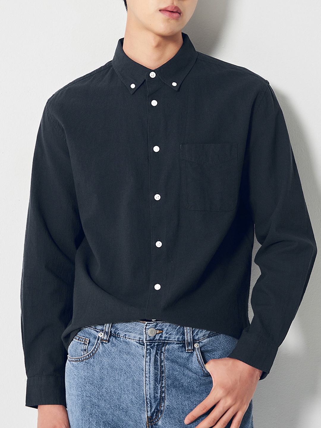 

8seconds Men Navy Blue Solid Button Down Collar Casual Shirt