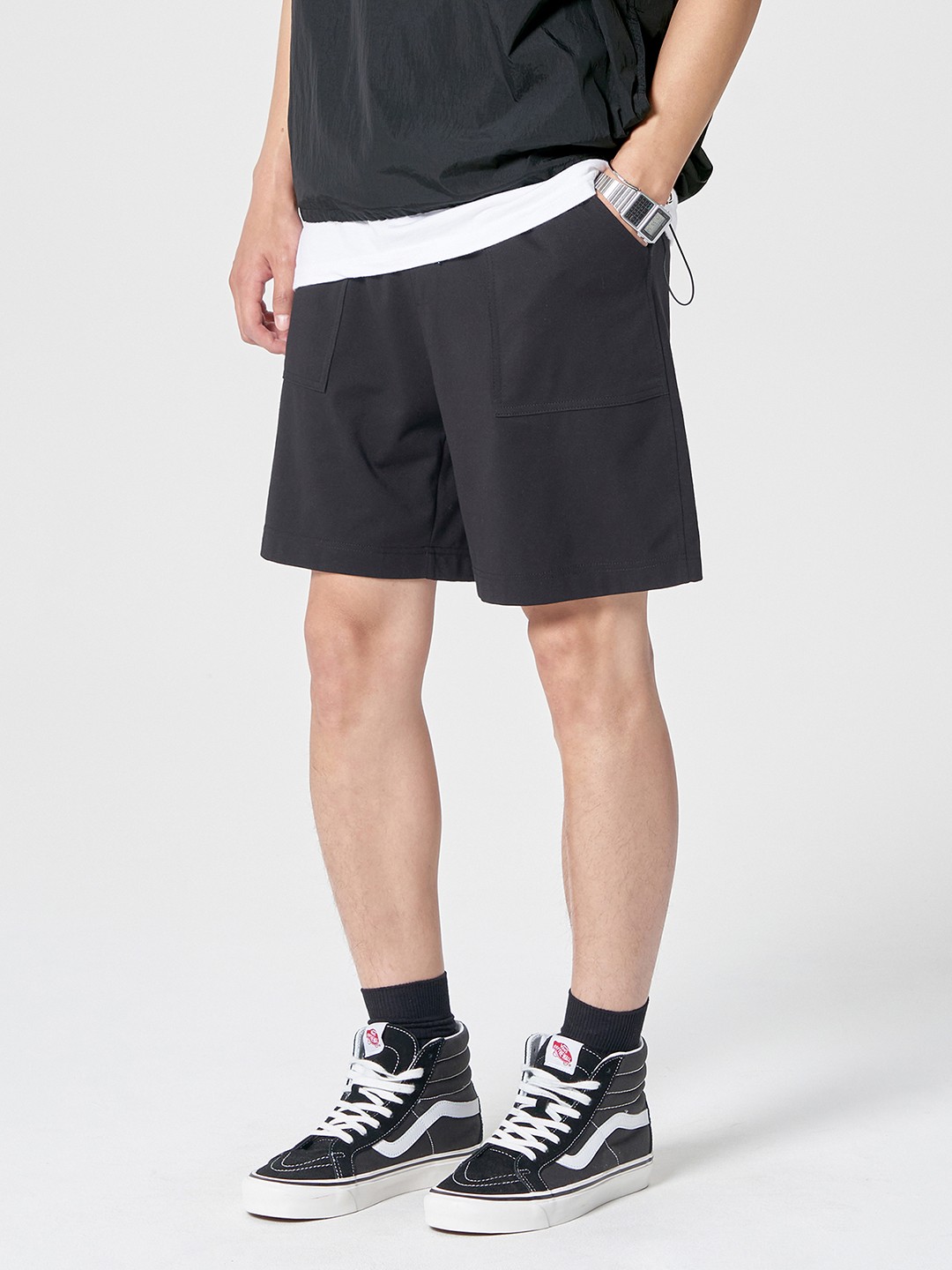 

8seconds Men Black Solid Ponte Shorts