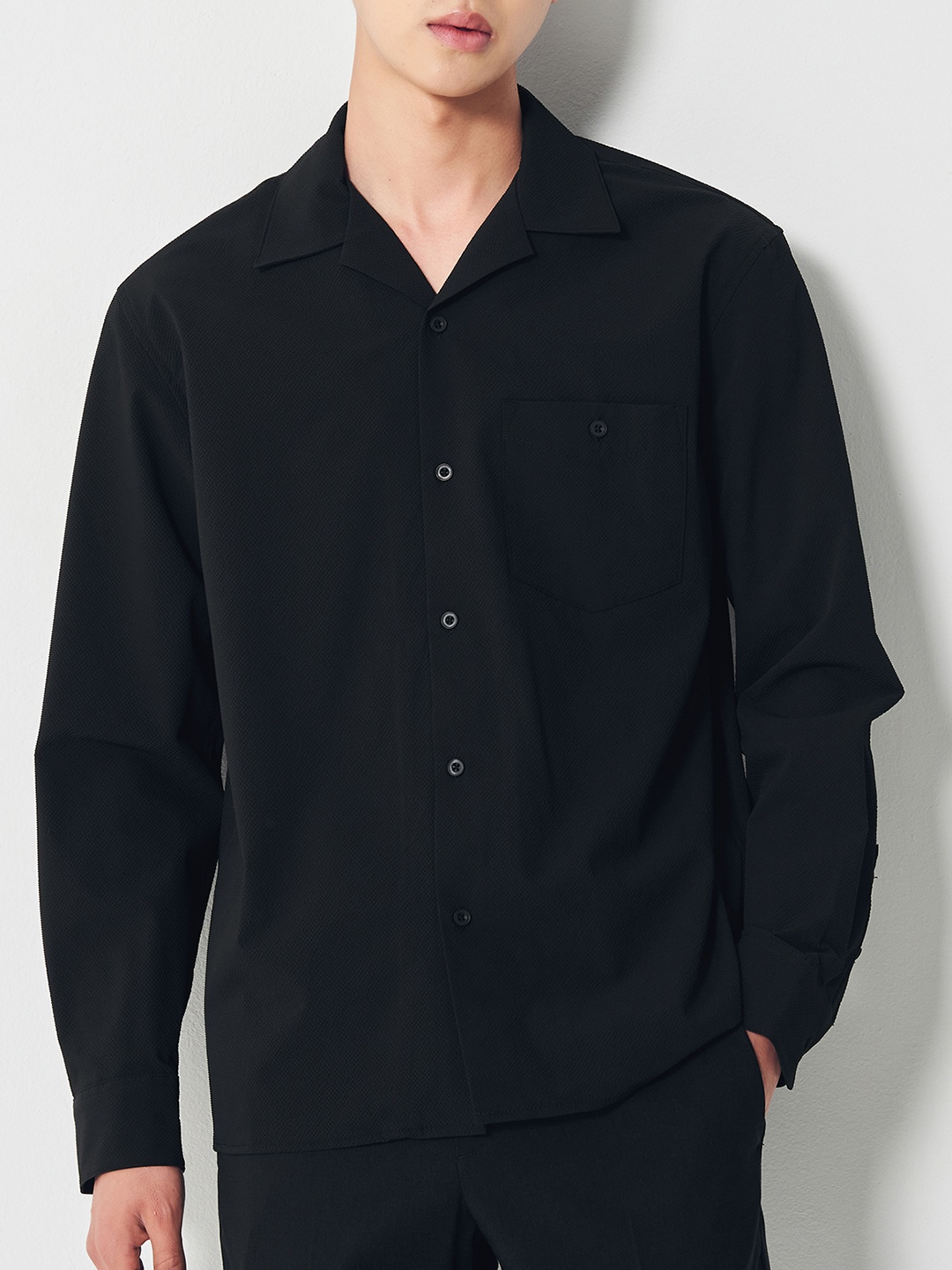 

8seconds Men Black Seersucker Casual Shirt