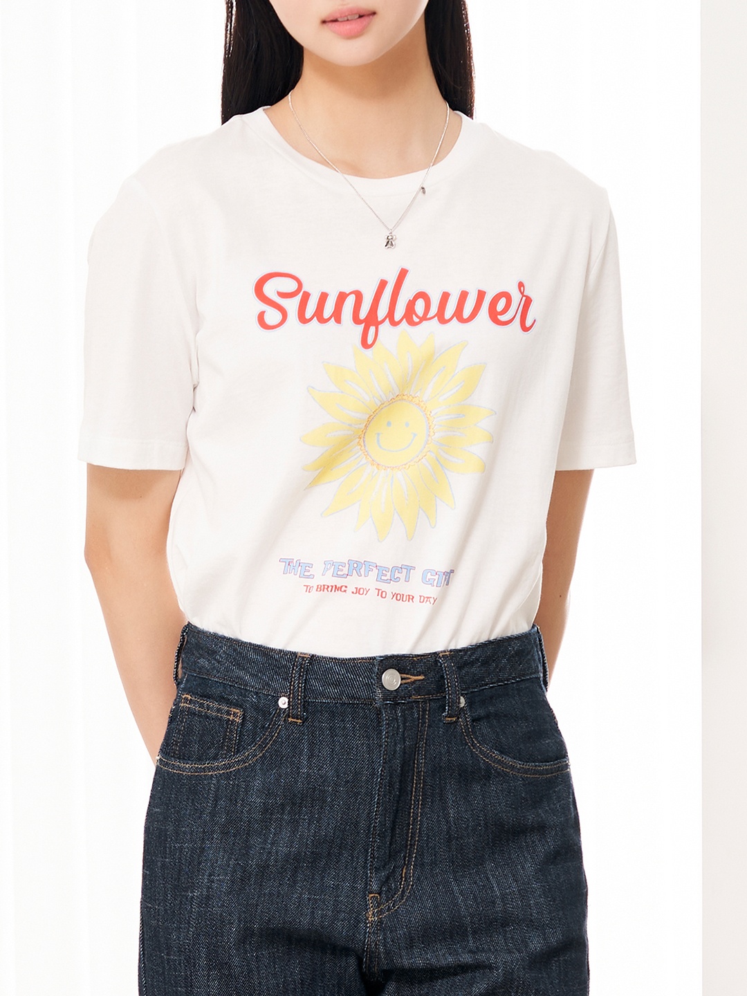 

8seconds Women White & Yellow Typography Printed Drop-Shoulder Sleeves Pure Cotton T-shirt