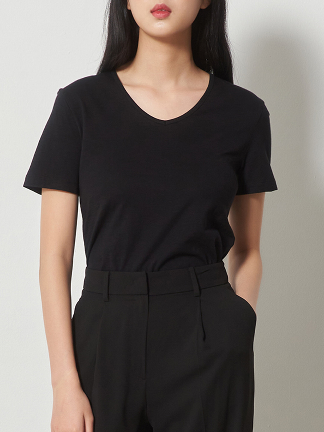 

8seconds Women Black Solid Pure Cotton T-shirt