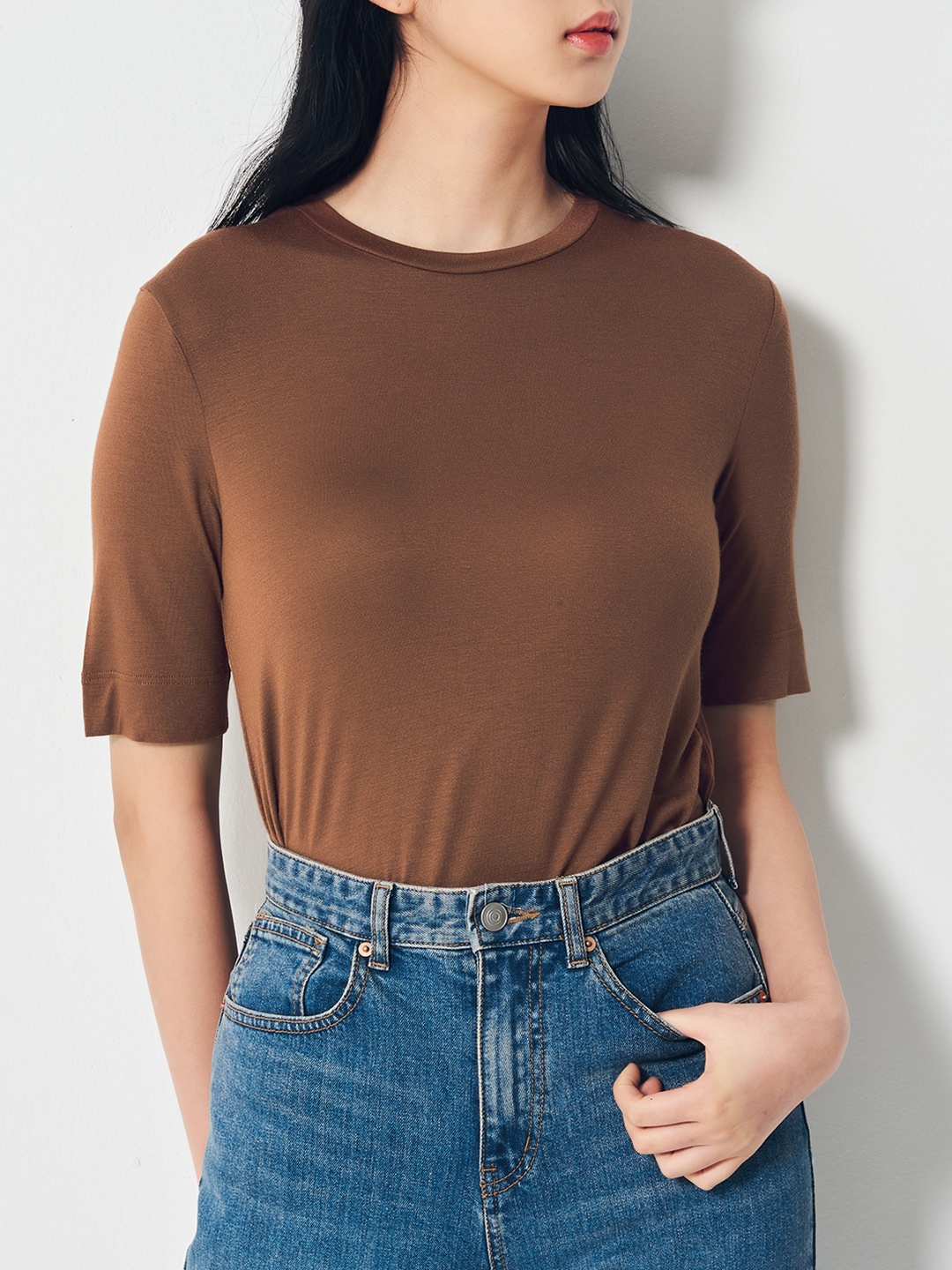 

8seconds Women Brown Solid Slim Fit T-shirt