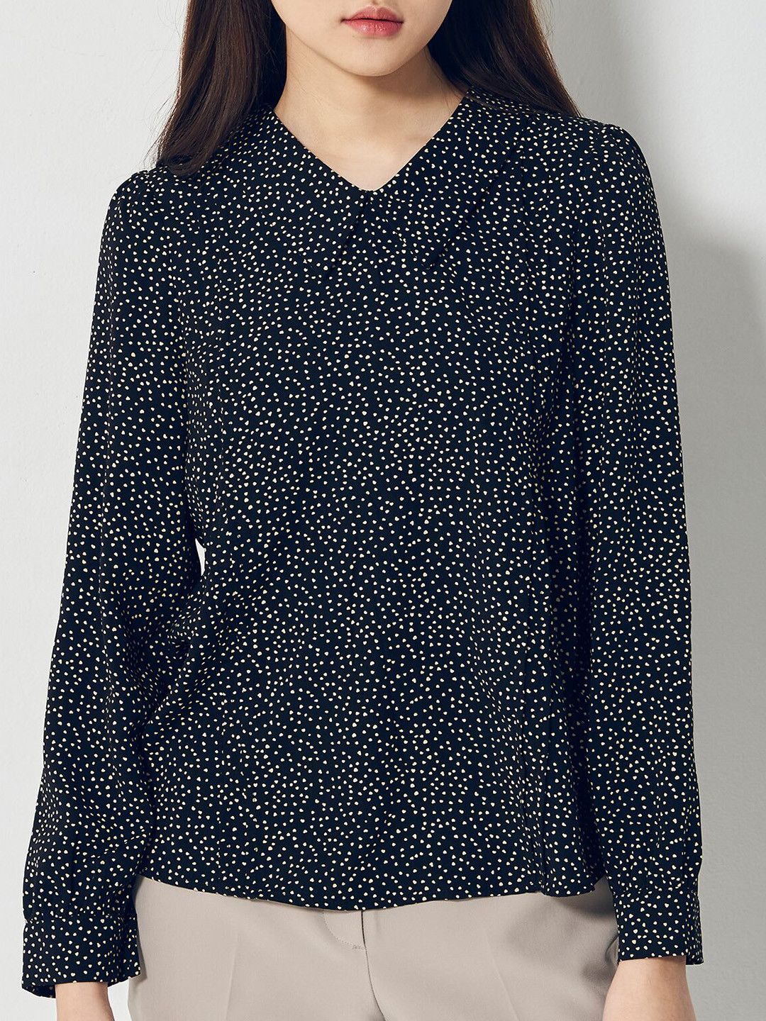 

8seconds Black & Off White Print Peter Pan Collar Shirt Style Top