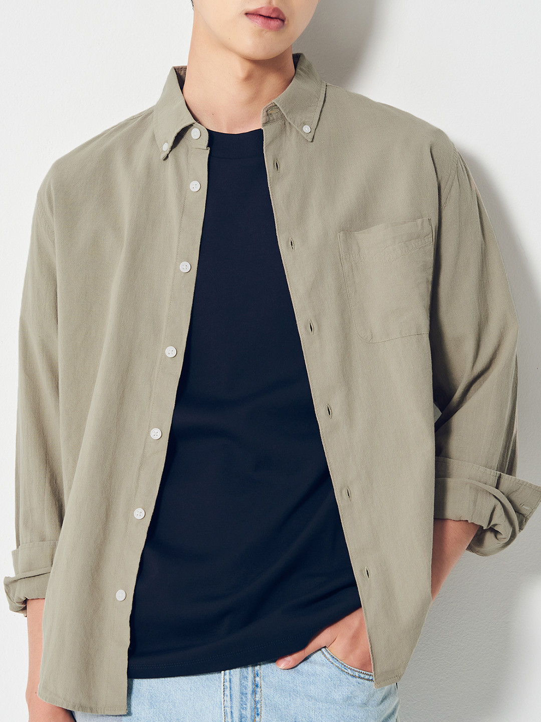 

8seconds Men Beige Solid Casual Shirt