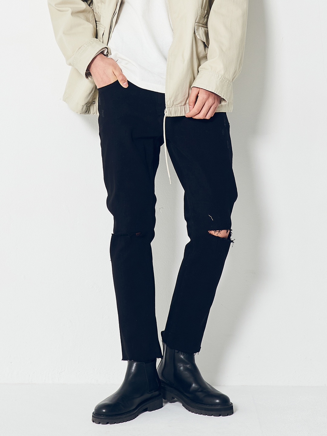

8seconds Men Black Slash Knee Stretchable Jeans