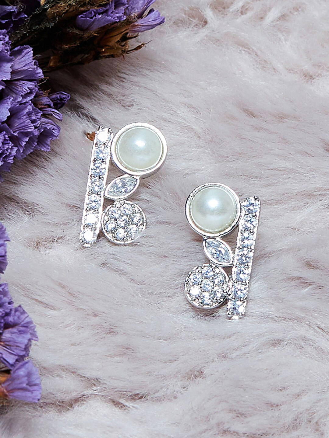 

Voylla Silver-Toned Contemporary Studs Earrings