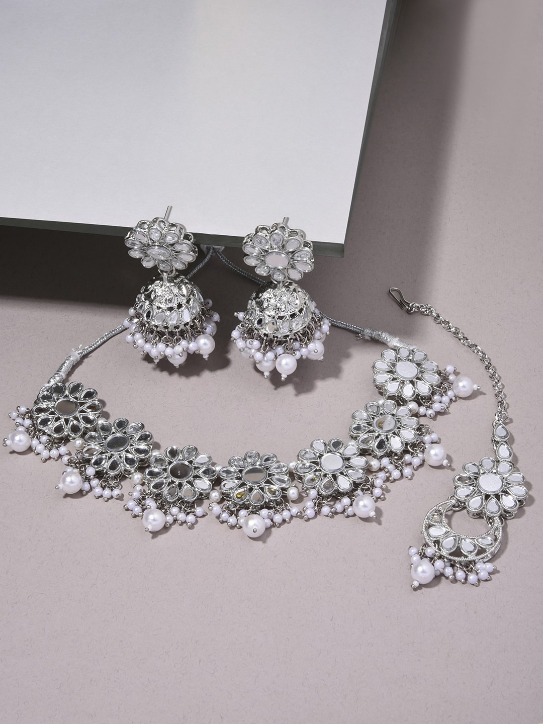 

Fida Silver-Plated White Stone Studded & Beaded Handcrafted Jewellery Set
