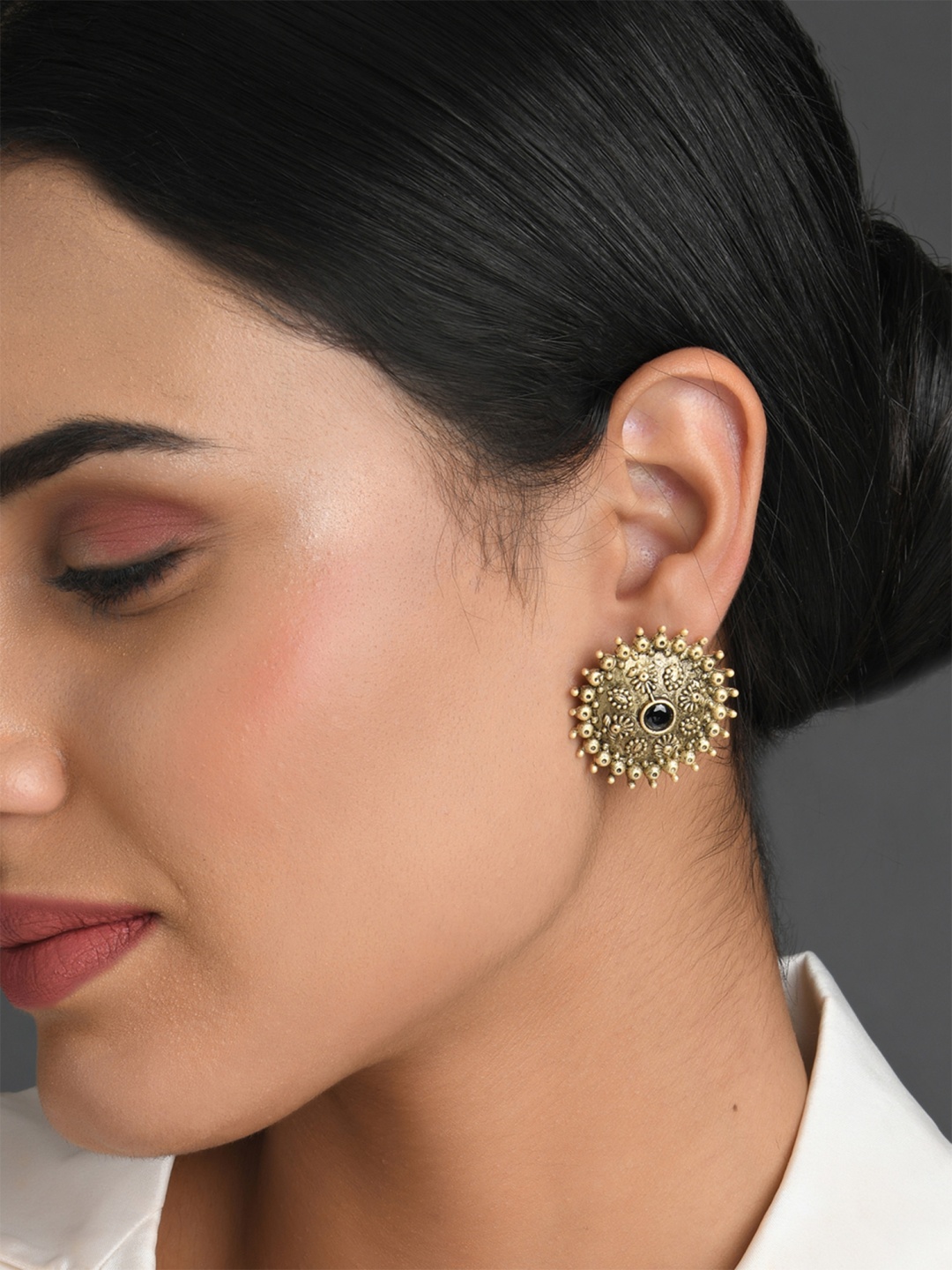 

Fida Gold-Toned Contemporary Studs Earrings