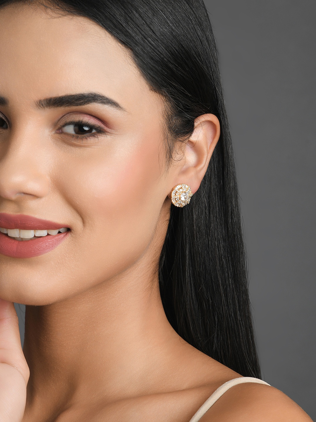 

Fida White Women Contemporary American Diamond Studs Earrings