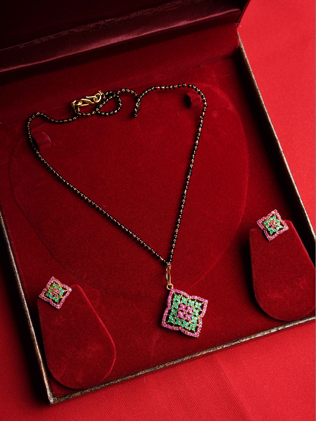 

NASTEE Rhodium-Plated Green & Pink Studded Jewellery Set With Earrings, Gold