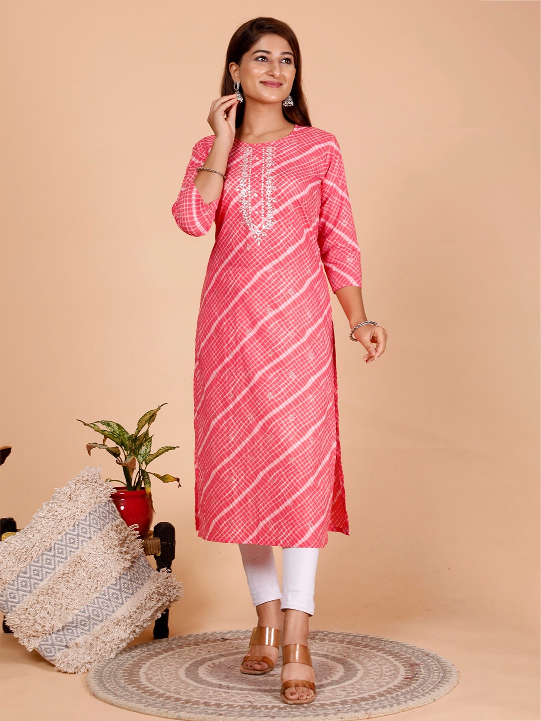 

SP DESIGNS Peach-Coloured Floral Printed Pure Cotton Handloom Kurti
