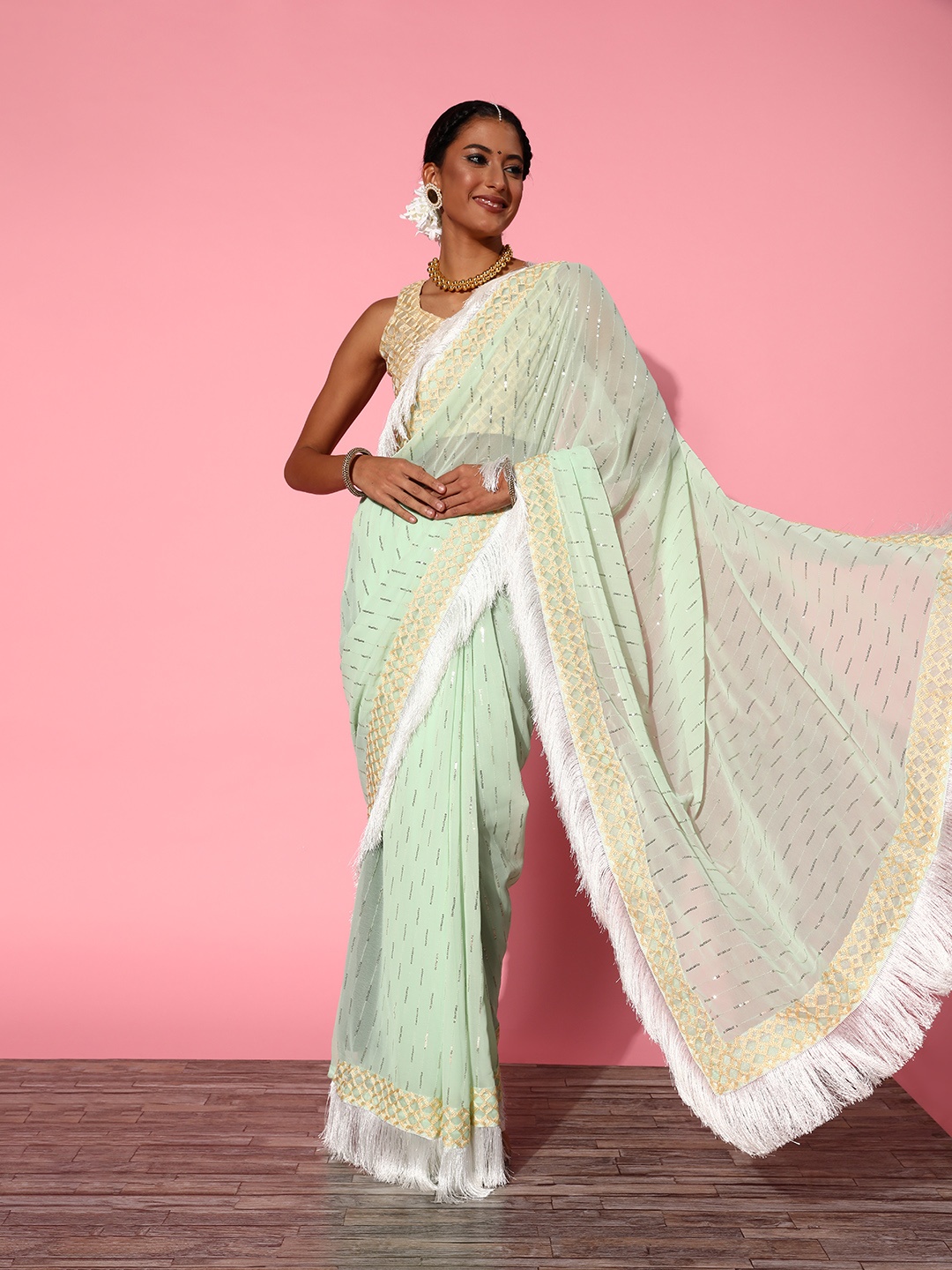 

Mitera Embellished Saree with Embroidered border, Green