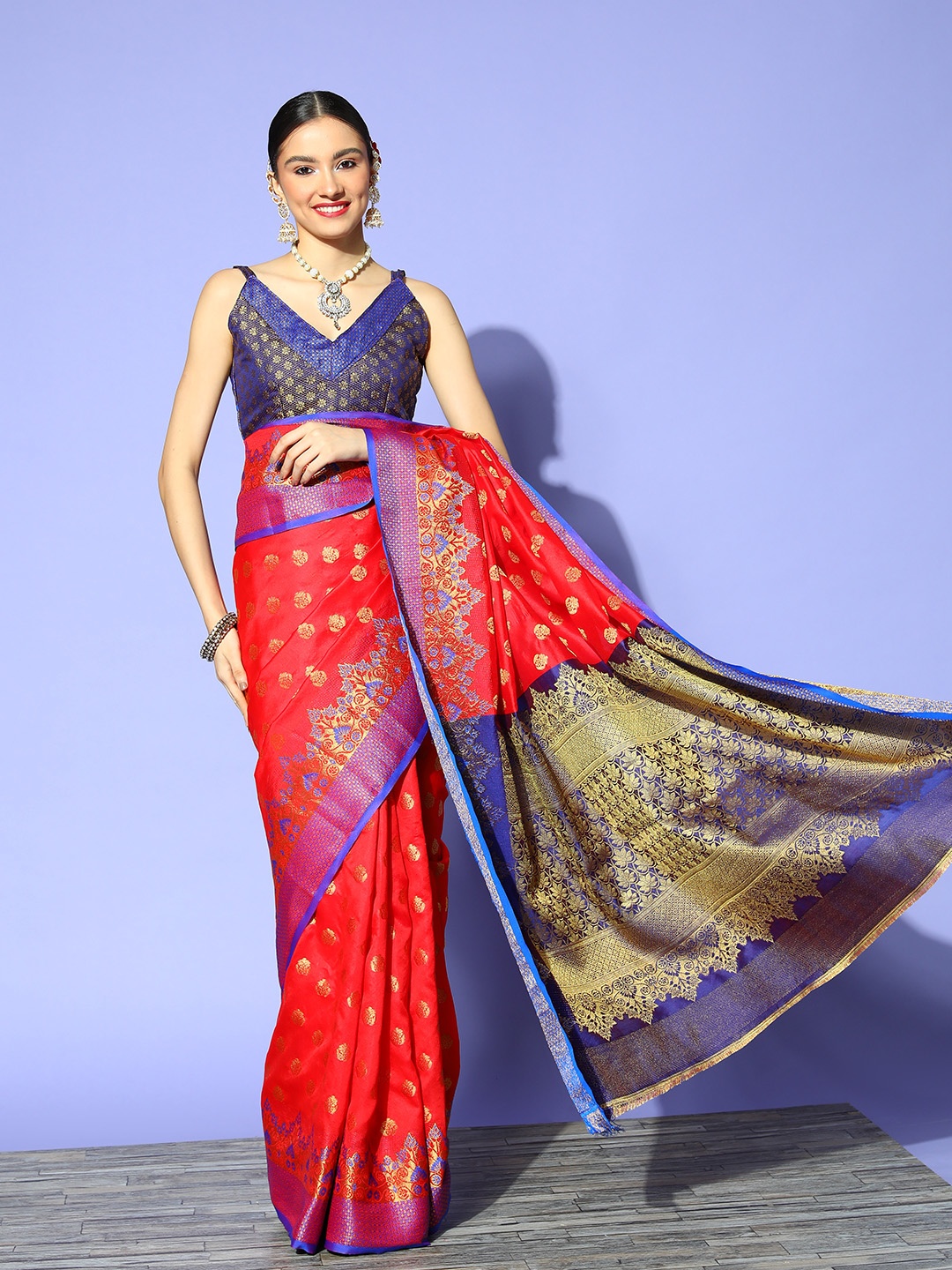 

Mitera Woven Design Saree with Woven Design border, Red