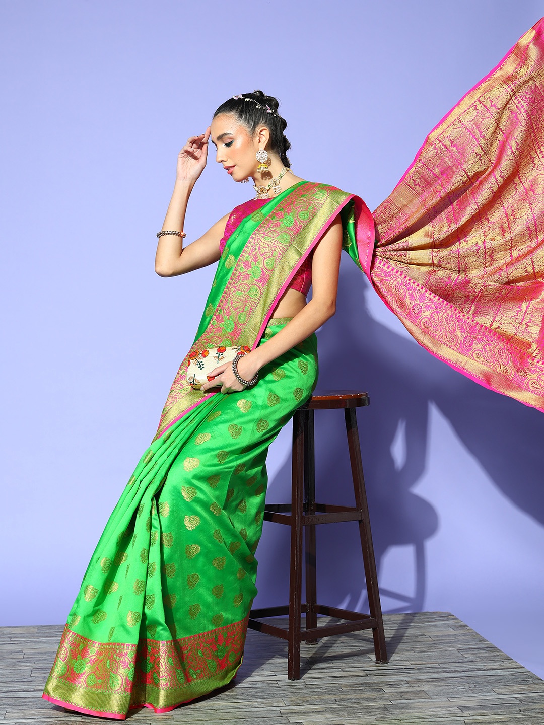 

Mitera Woven Design Saree with Woven Design border, Green