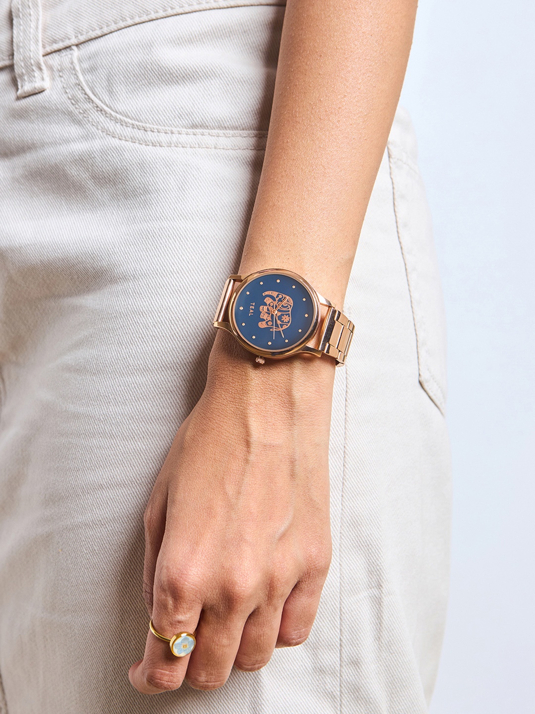 

TEAL BY CHUMBAK Women Blue Brass Printed Dial & Rose Gold-Plated Straps cAnalogue Watch