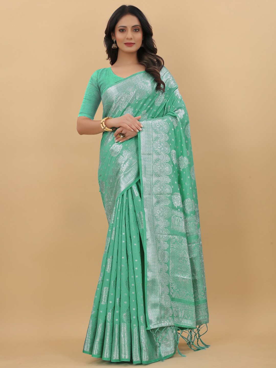 

LINARO LIFESTYLES Women Sea Green & Silver-Toned Woven Design Zari Silk Cotton Banarasi Saree