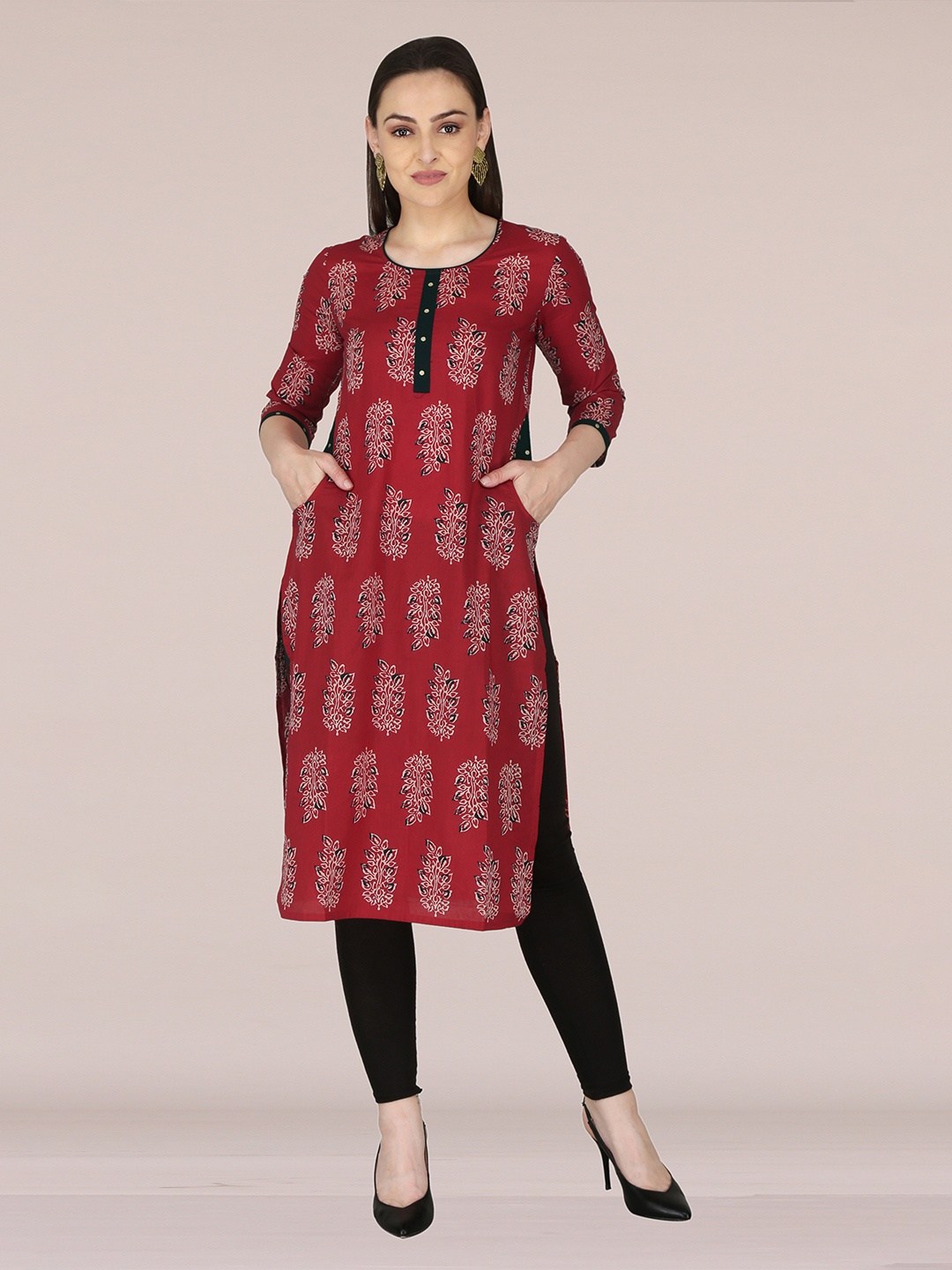 

KANNAHI Women Ethnic Motifs Cotton Printed Straight Kurta, Maroon