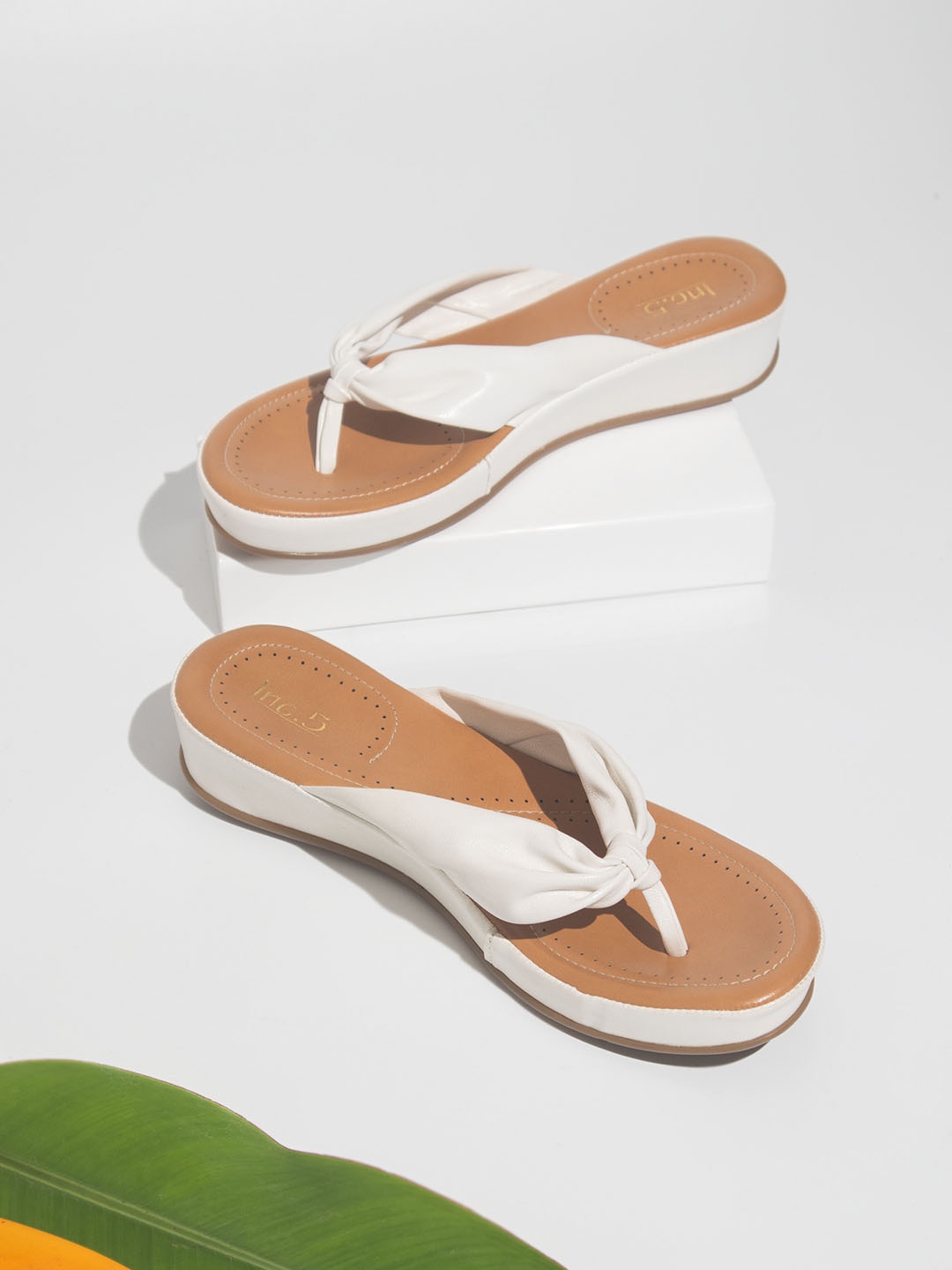 

Inc 5 Women White Solid Comfort Sandals