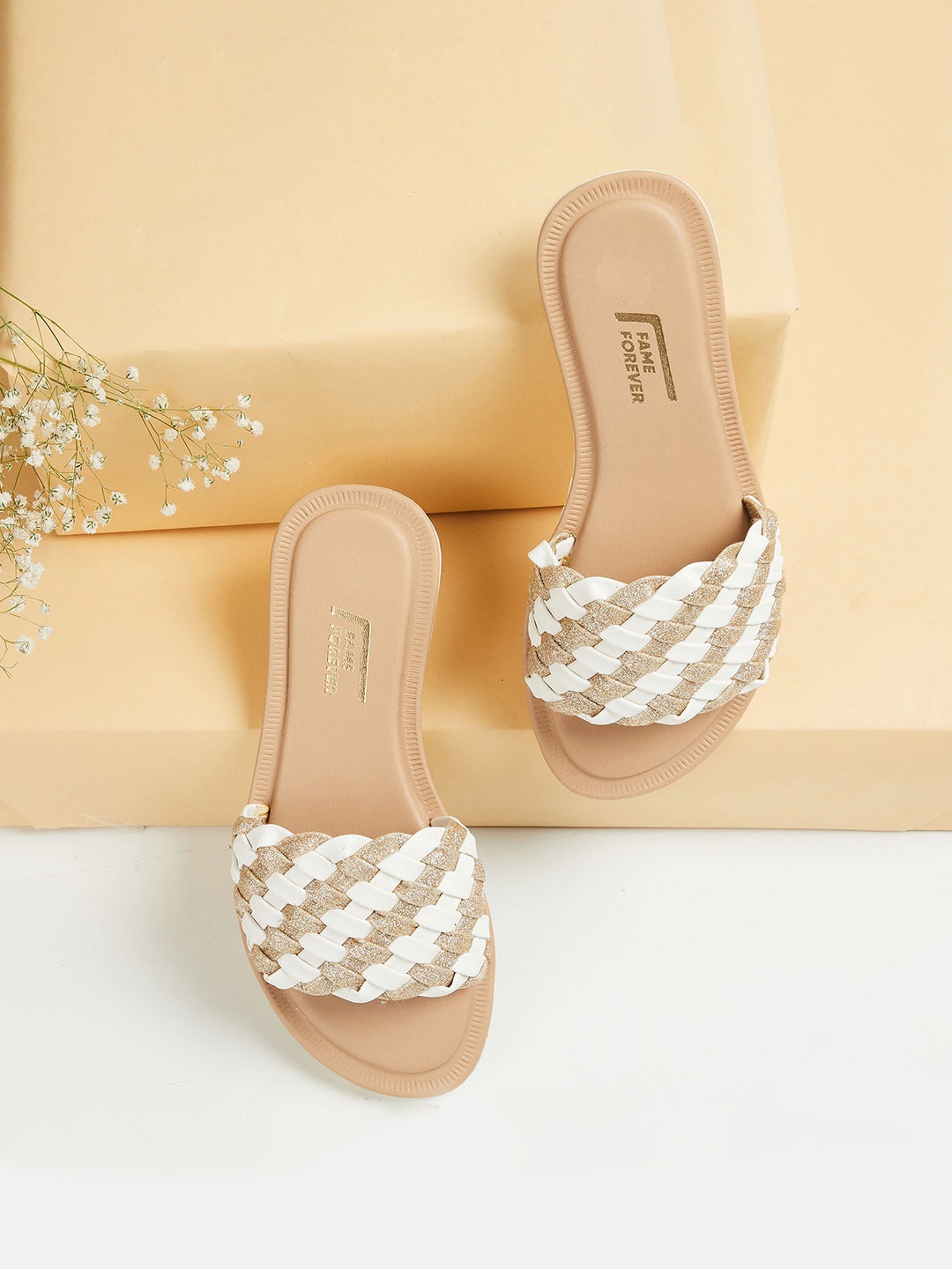 

Fame Forever by Lifestyle Girls White Striped Flats