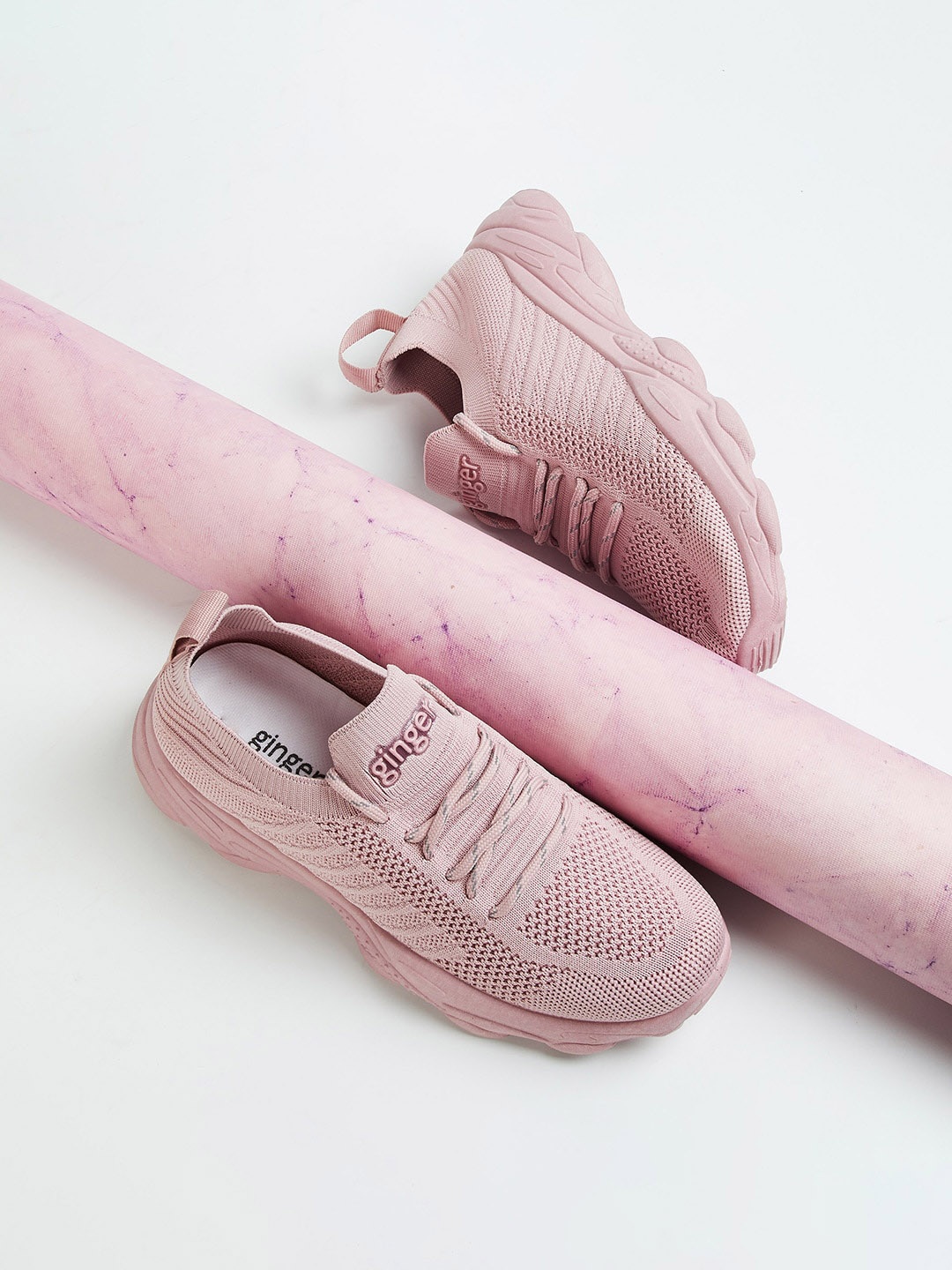

Ginger by Lifestyle Women Pink Woven Design Leather Sneakers