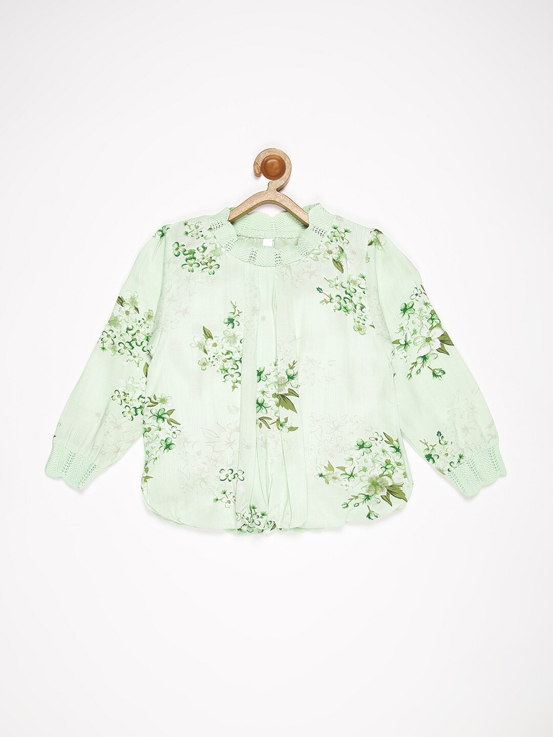 

V2 Value & Variety Green Floral Print Top
