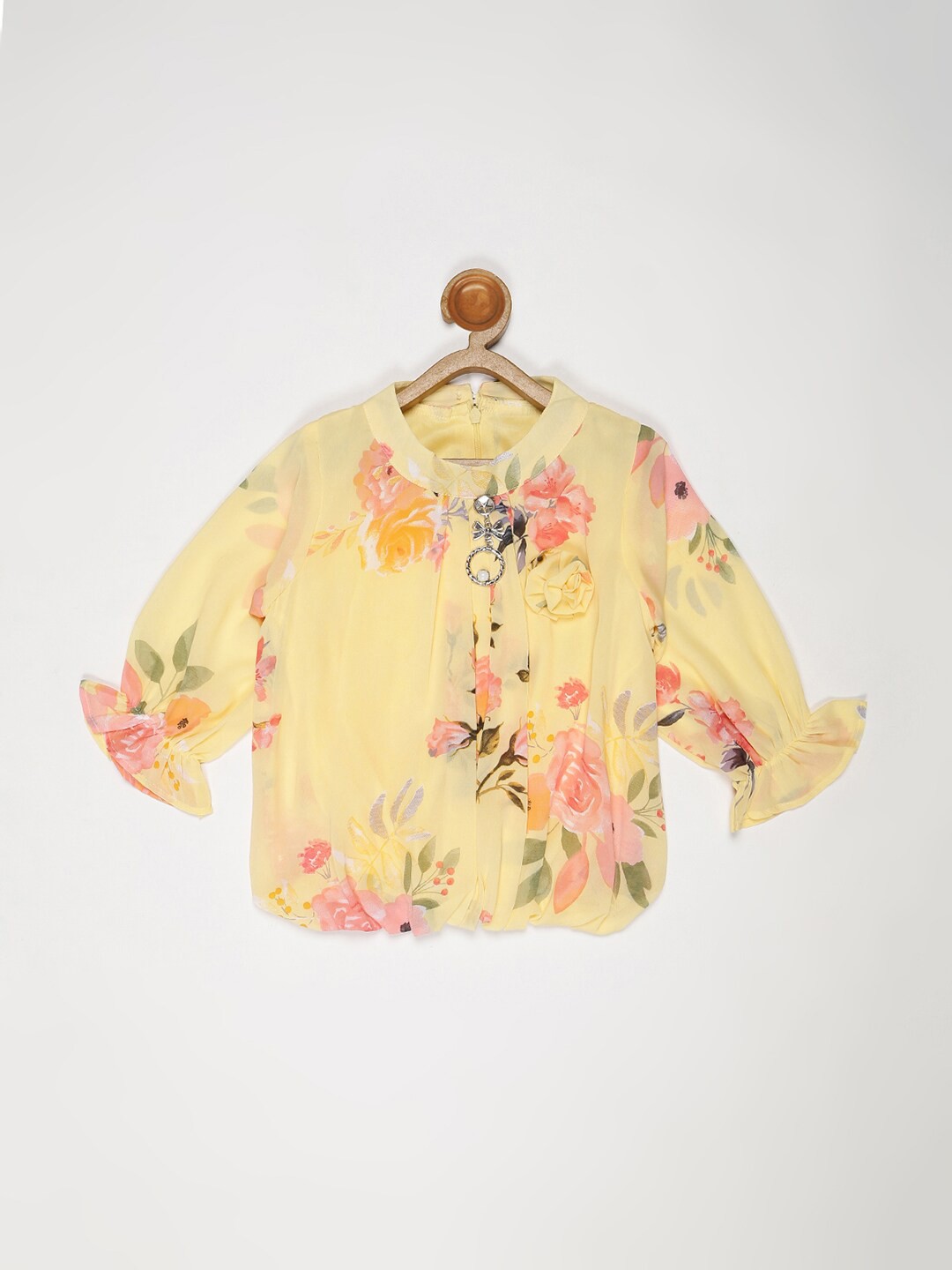 

V2 Value & Variety Yellow Floral Print Mandarin Collar Top