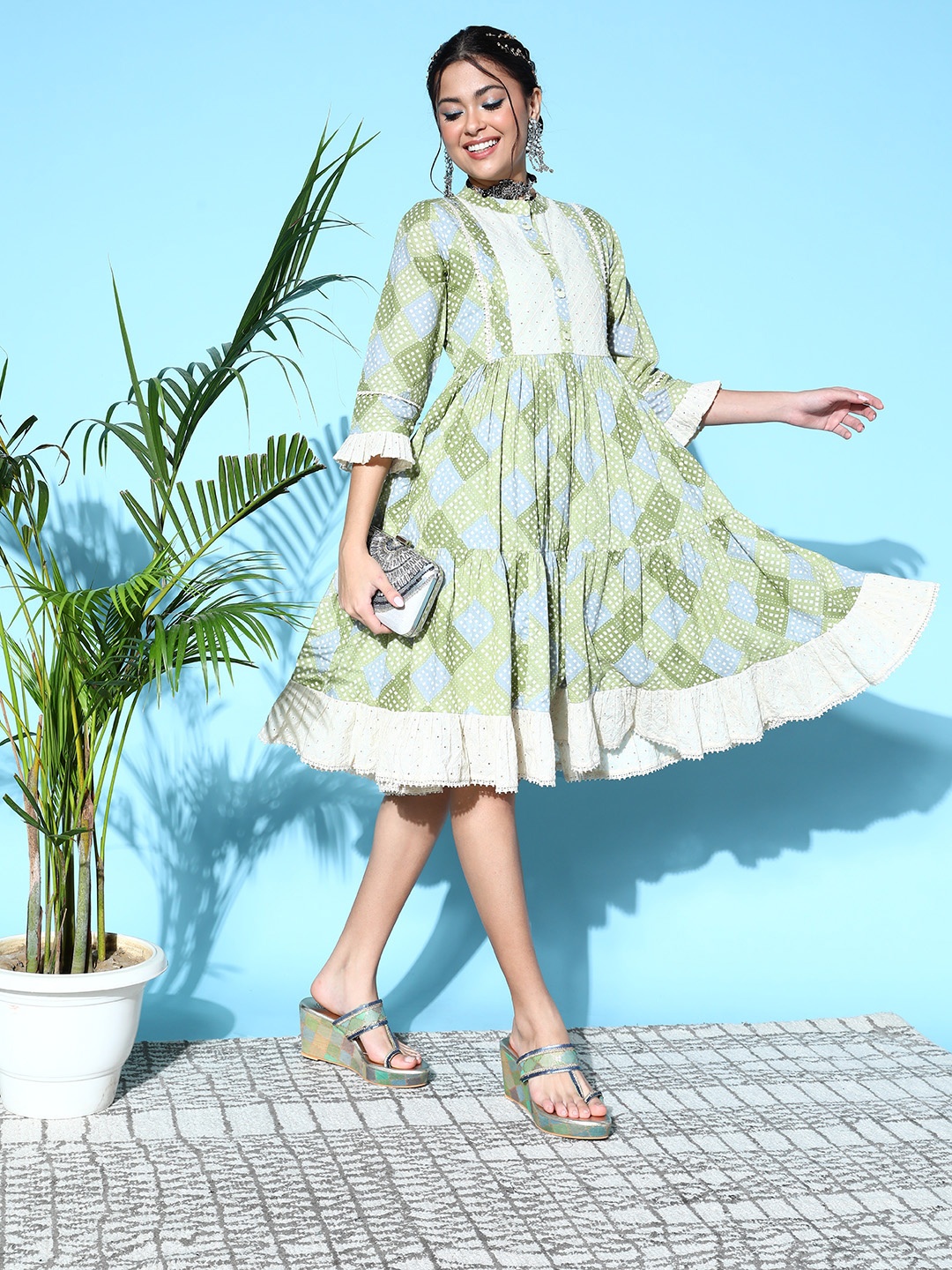 

Kvsfab Green & White Bandhej Print Embroidered Chikankari Detail A-Line Midi Dress
