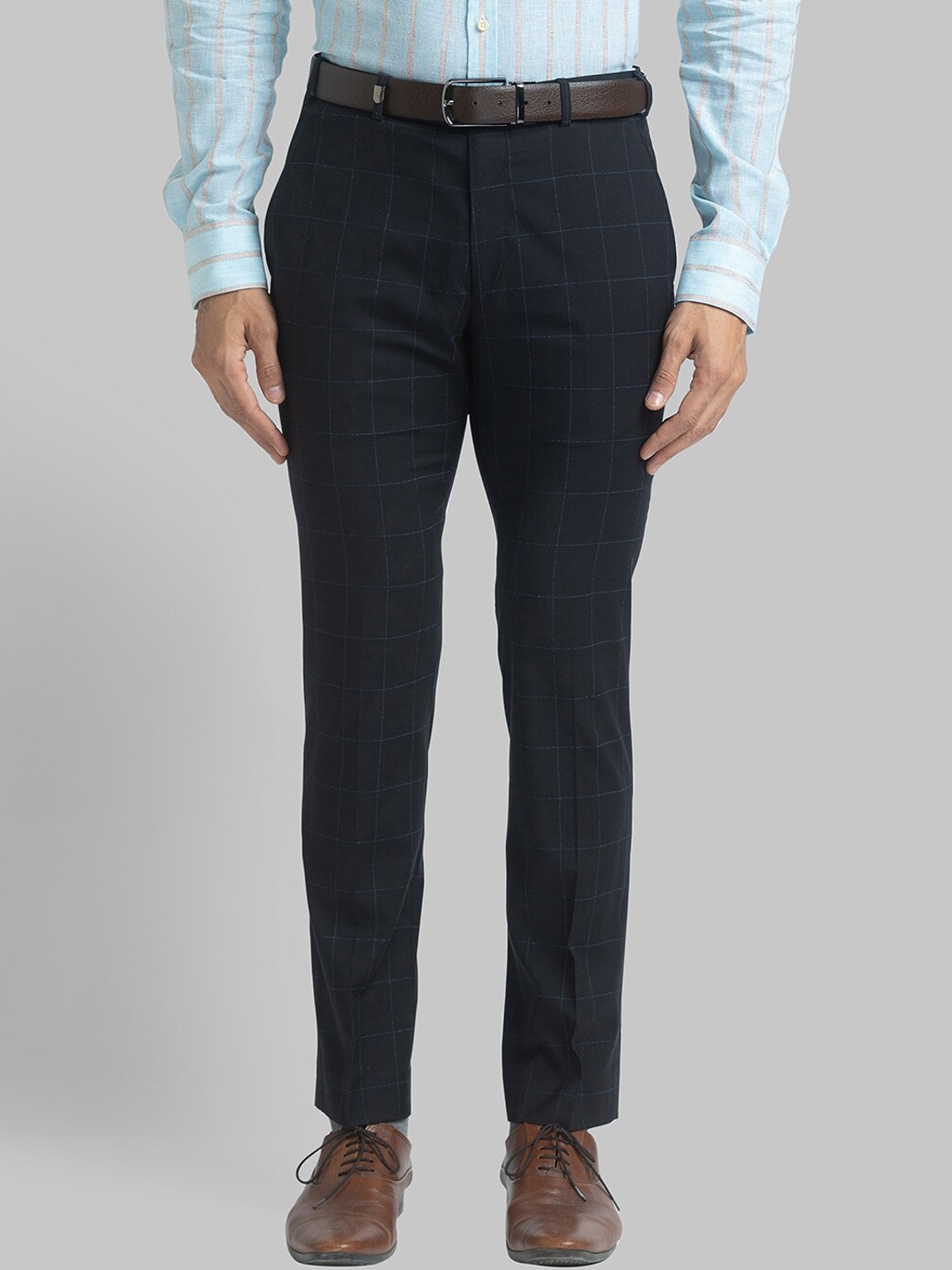 

Park Avenue Men Black Checked Slim Fit Trousers