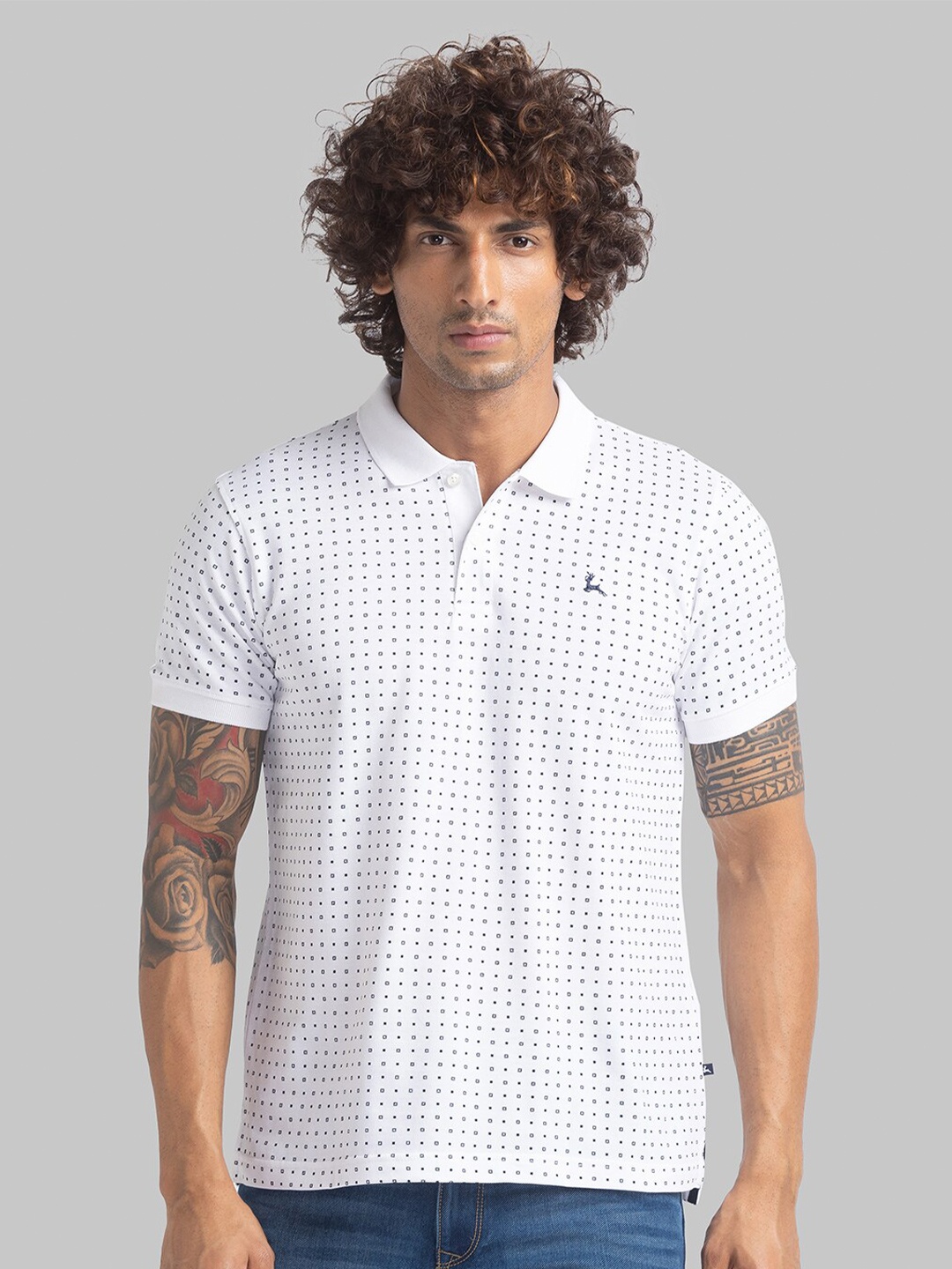 

Parx Men White Geometric Print Polo Collar T-shirt