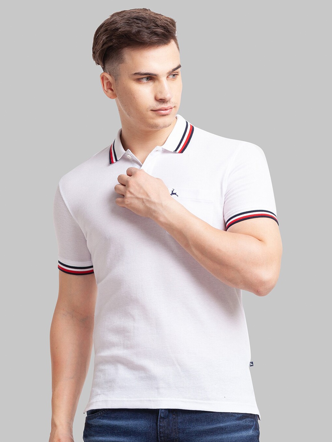 

Parx Men White & Red Polo Collar T-shirt