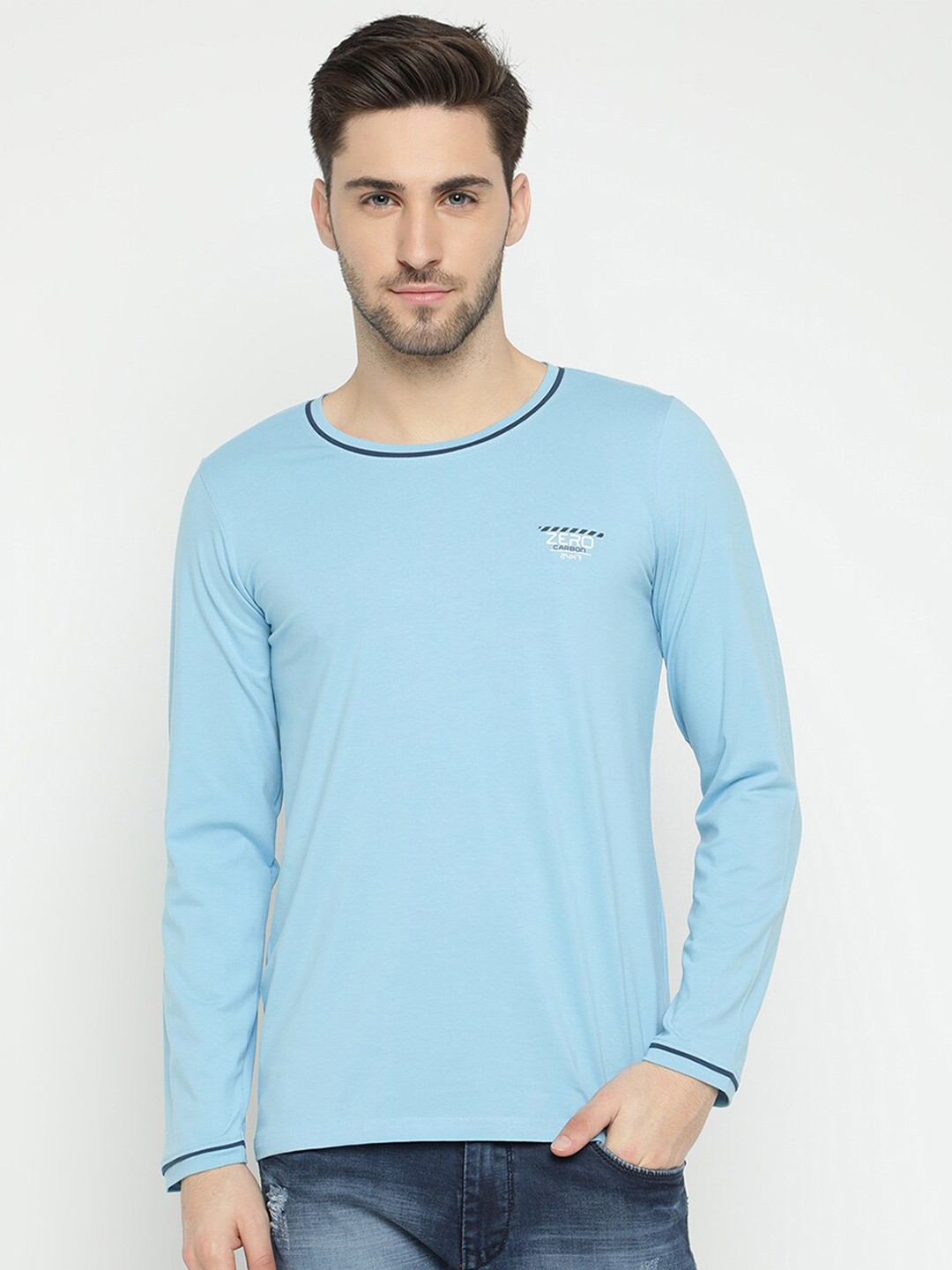 

V2 Value & Variety Men Blue Solid T-shirt