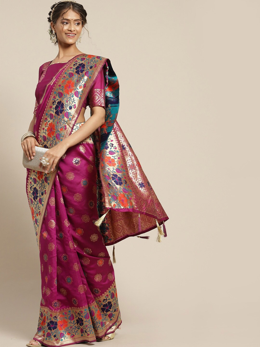 

Mitera Magenta & Blue Floral Zari Silk Blend Sambalpuri Saree