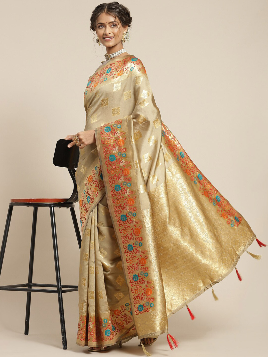 

Mitera Beige & Red Woven Design Zari Art Silk Kanjeevaram Saree