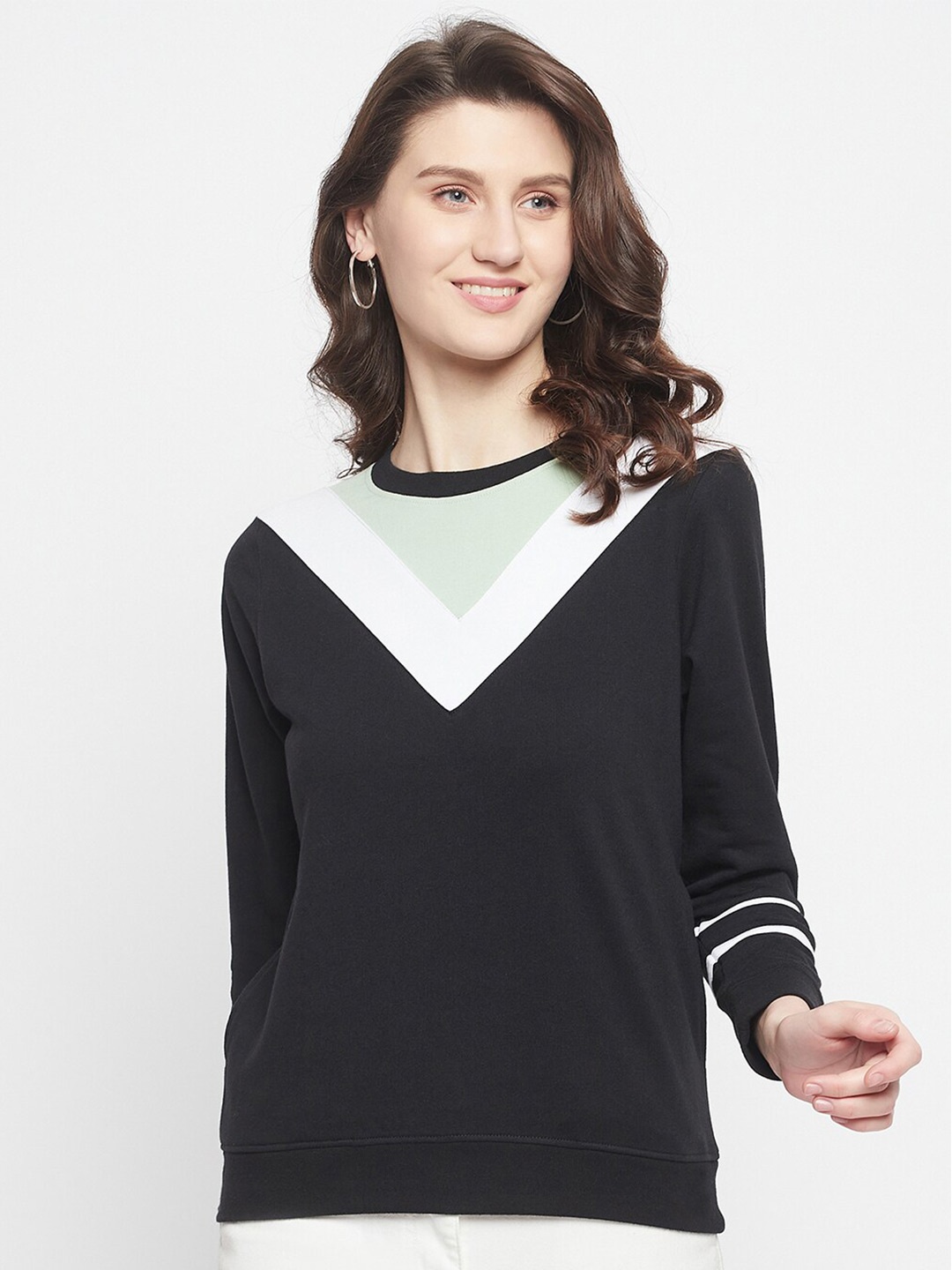 

HARBOR N BAY Women Black Colourblocked Sweatshirt