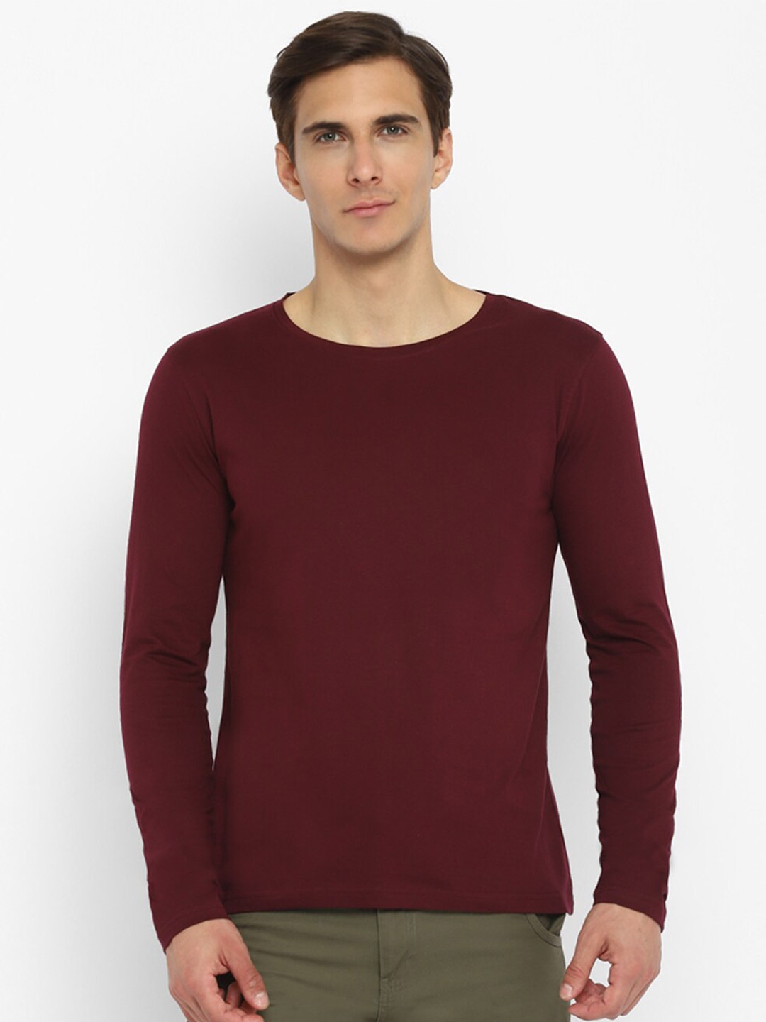 

appulse Men Maroon Solid Round Neck T-shirt