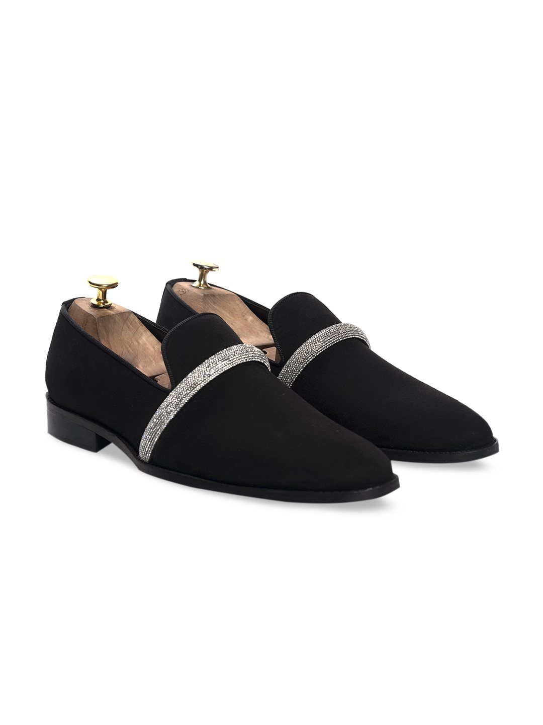 

GRIFFIN Men Black Colourblocked Slip-On Sneakers