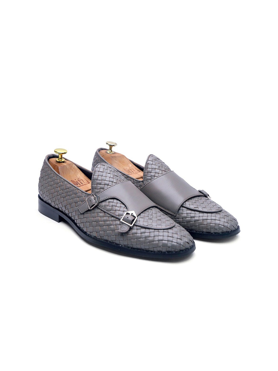 

GRIFFIN Men Grey Perforations Leather Monks