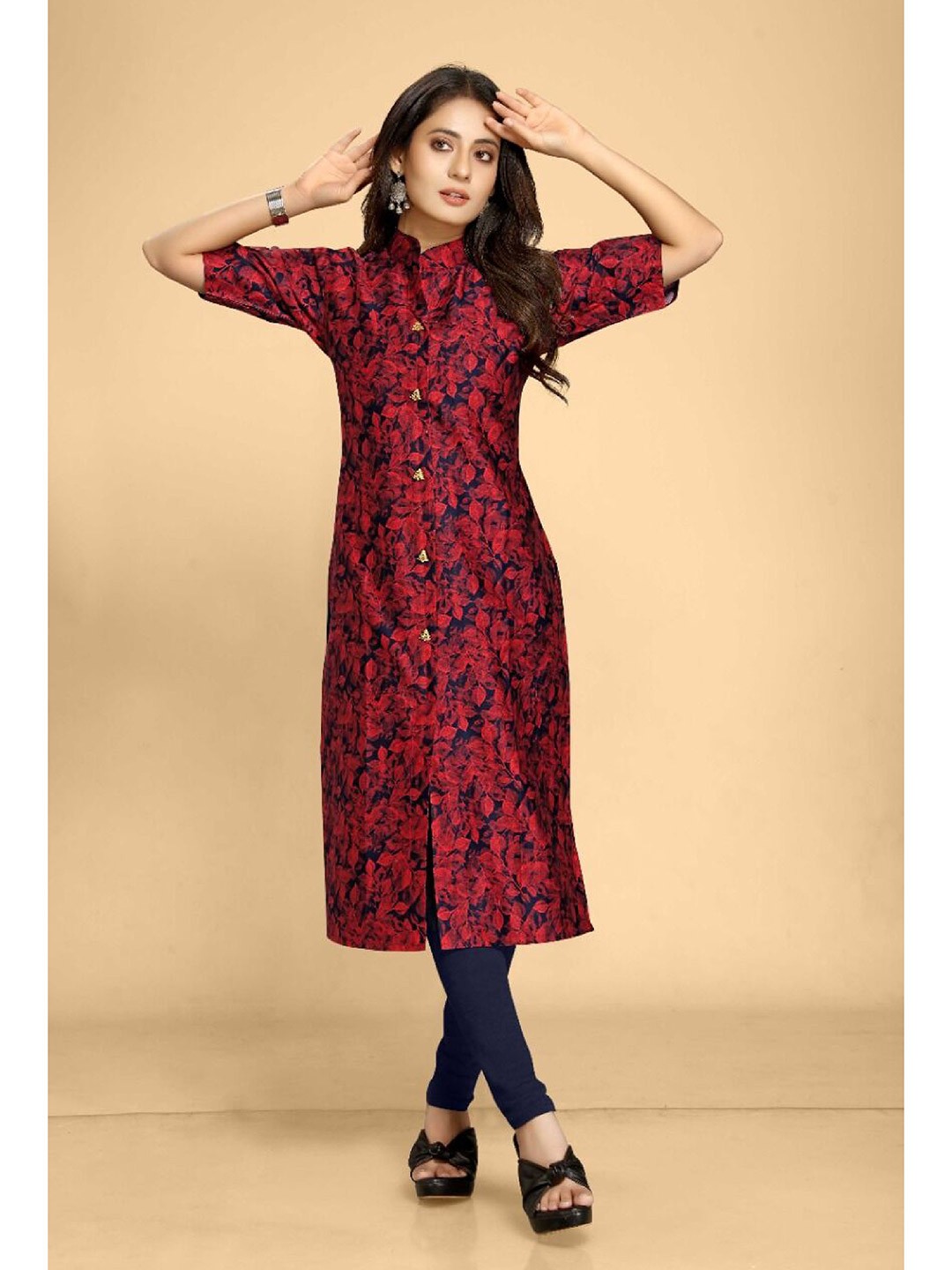 

RACHNA Women Red & Black Floral Printed Cold-Shoulder Sleeves Floral Kurta