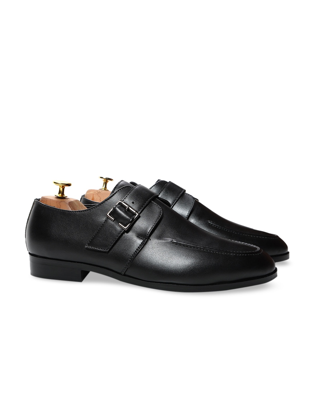 

GRIFFIN Men Black Loafers