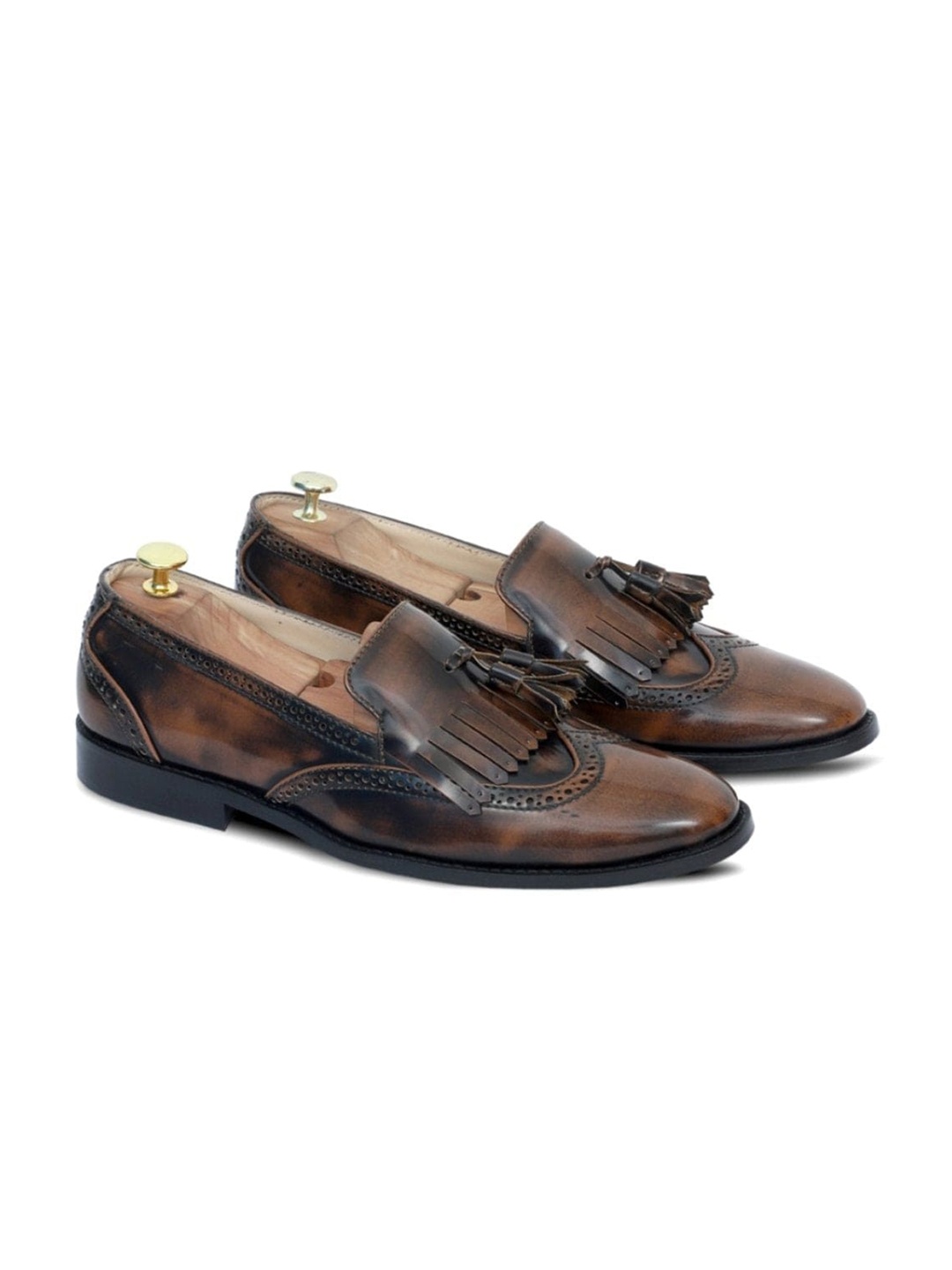 

GRIFFIN Men Coffee Brown Textured Loafers