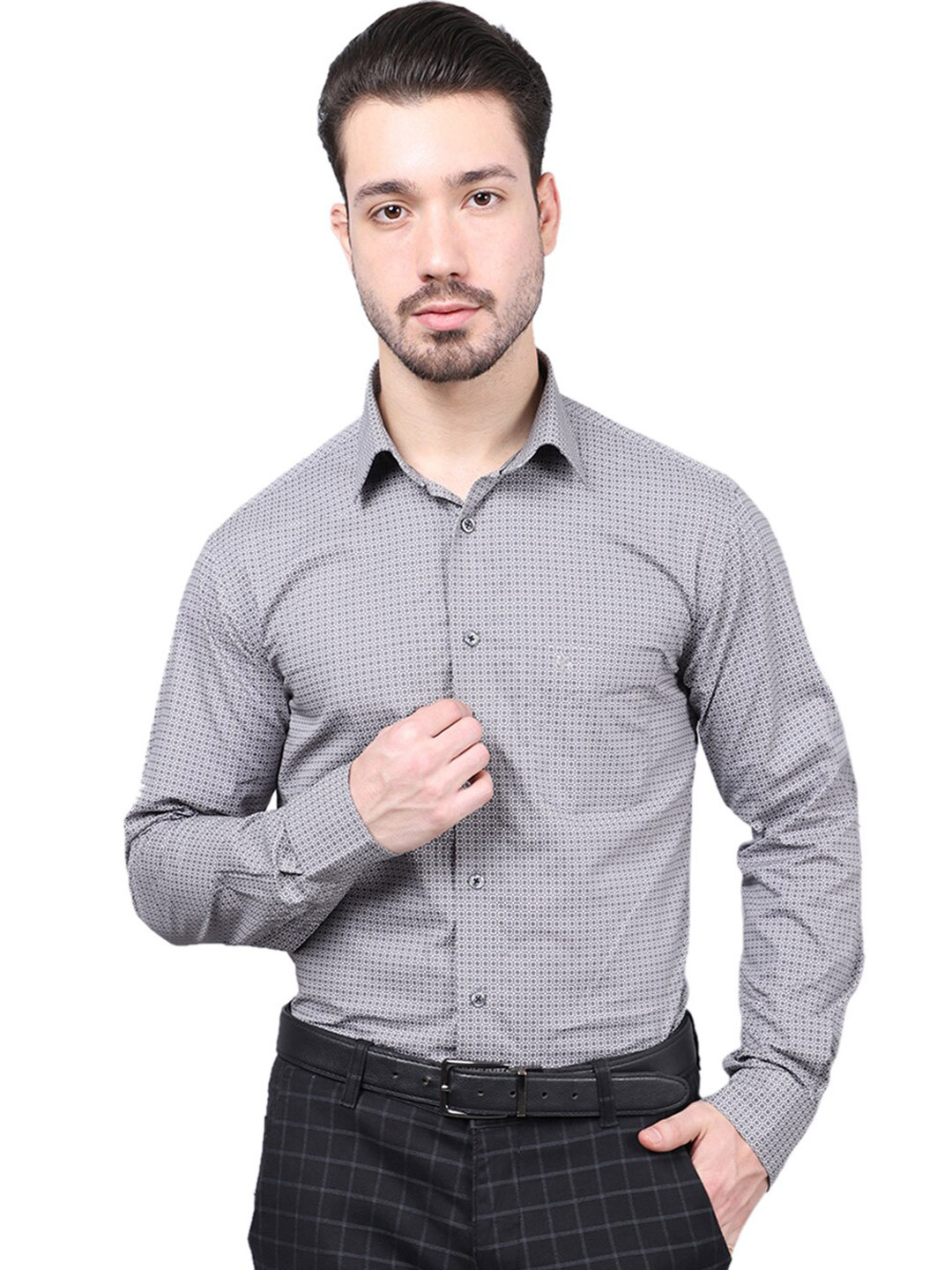 

Cantabil Men Grey Casual Shirt