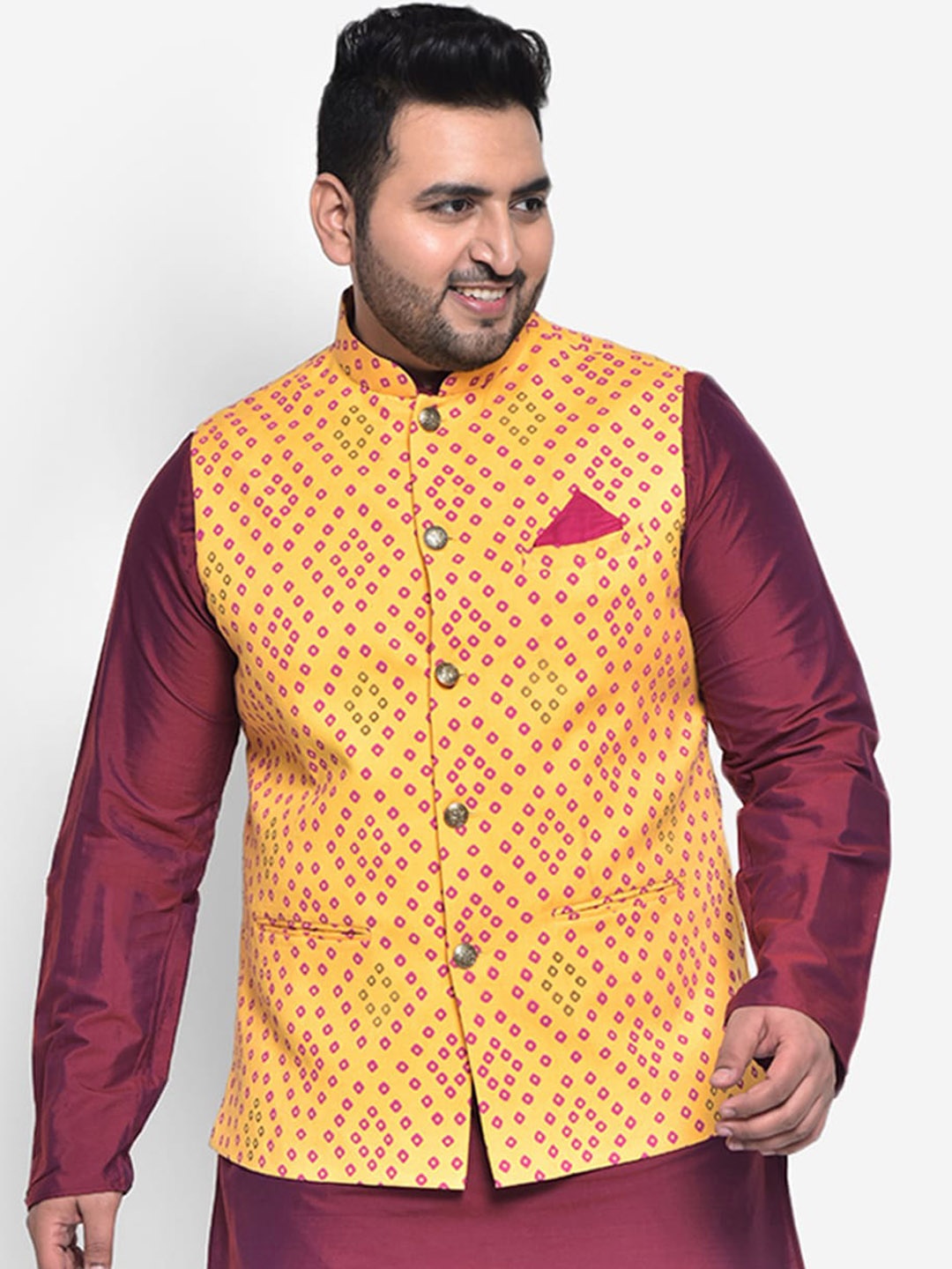 

KISAH PLUS Men Yellow Printed Nehru Jackets