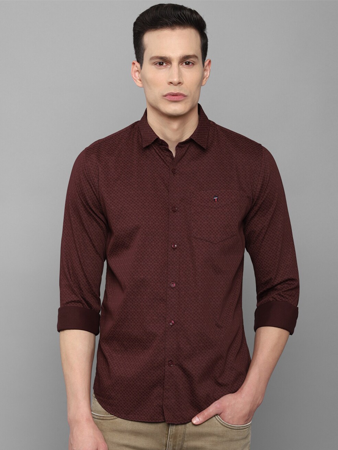 

Louis Philippe Sport Men Maroon Slim Fit Printed Casual Cotton Shirt