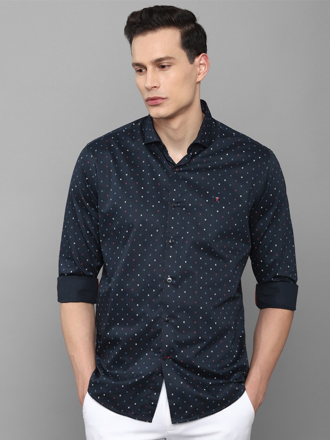 

Louis Philippe Sport Men Navy Blue Slim Fit Printed Casual Shirt