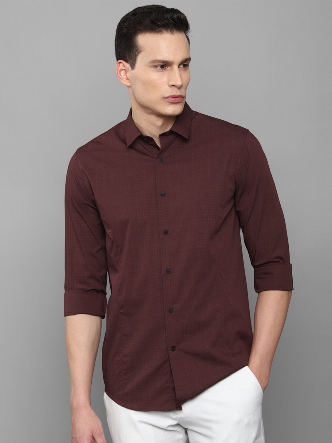 

Louis Philippe Sport Men Maroon Slim Fit Micro Checked Casual Shirt
